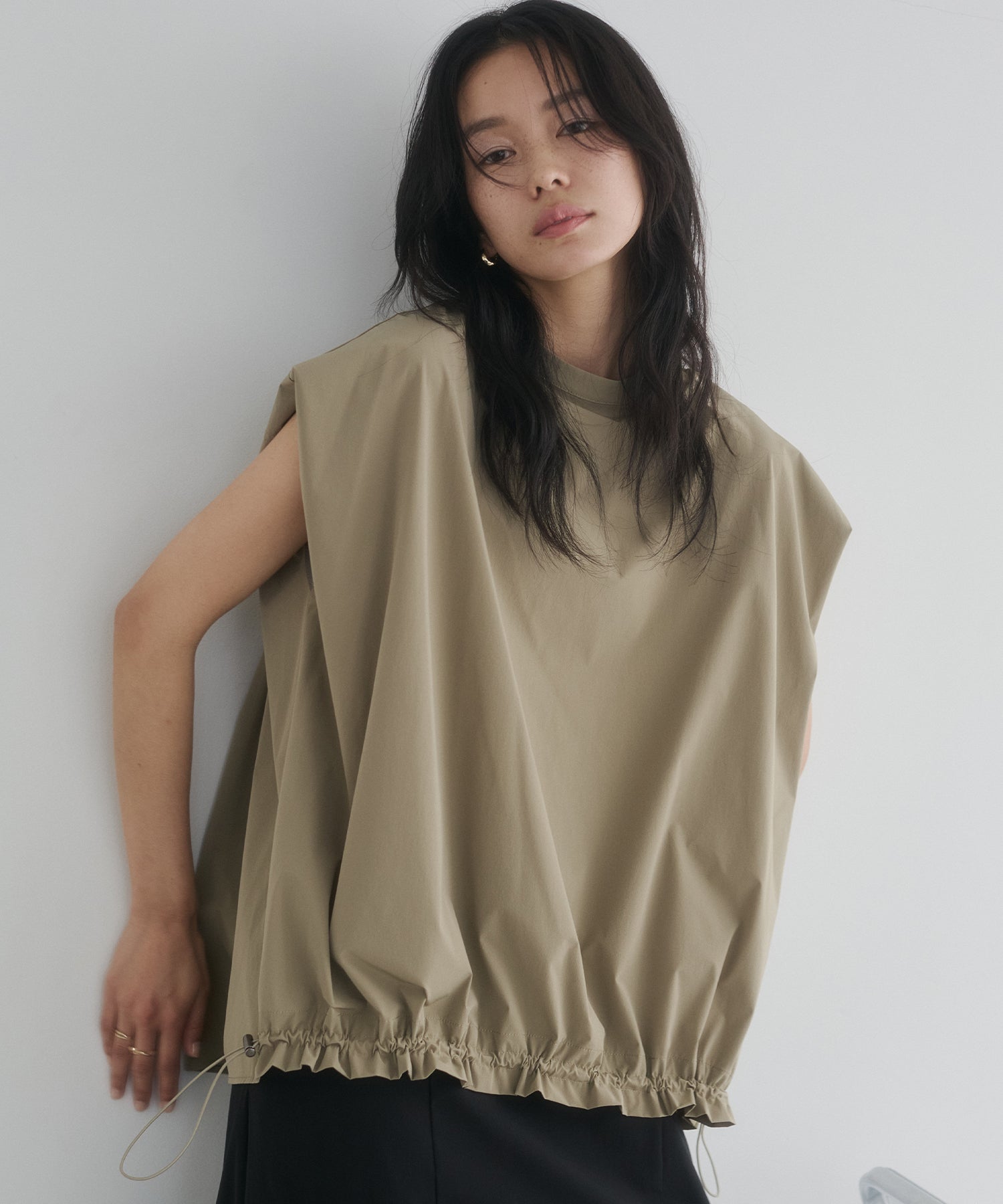 [ICE TOUCH] SLEEVELESS DRAWSTRING TOPS