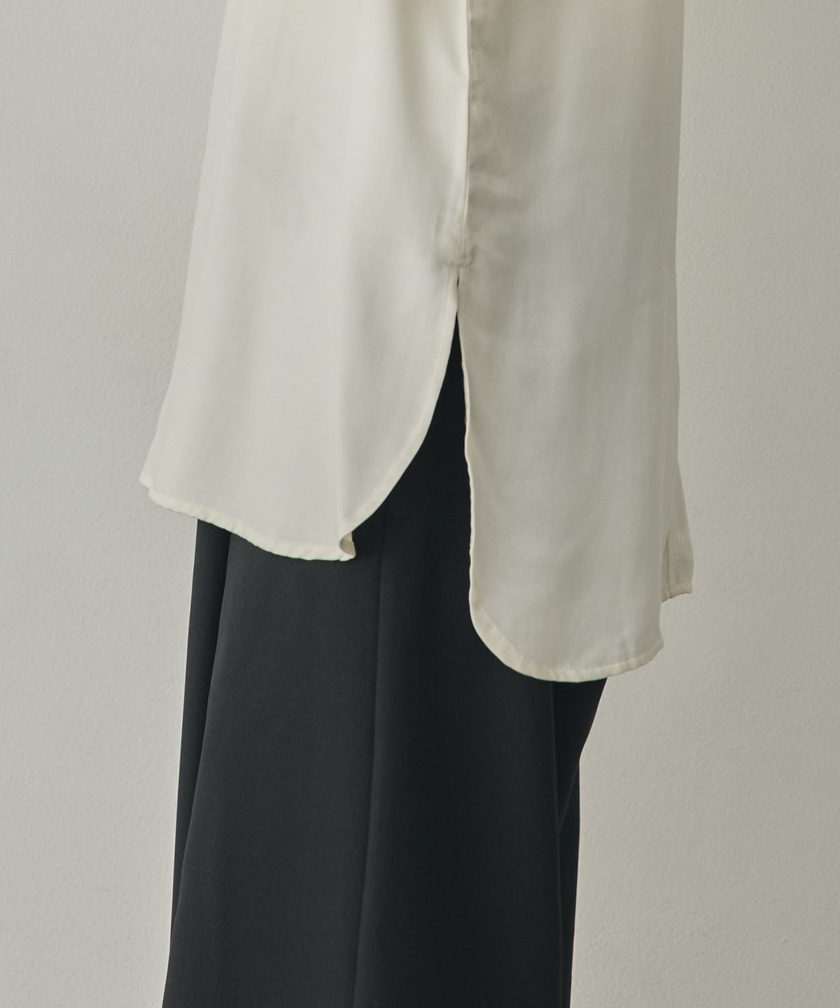 CUPRA-LIKE HENLEY-NECK SHIRT