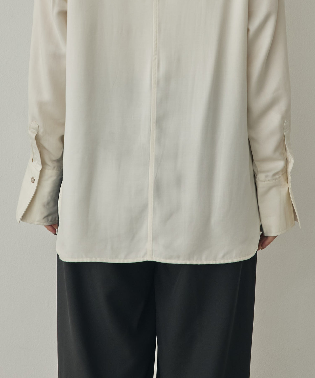CUPRA-LIKE HENLEY-NECK SHIRT