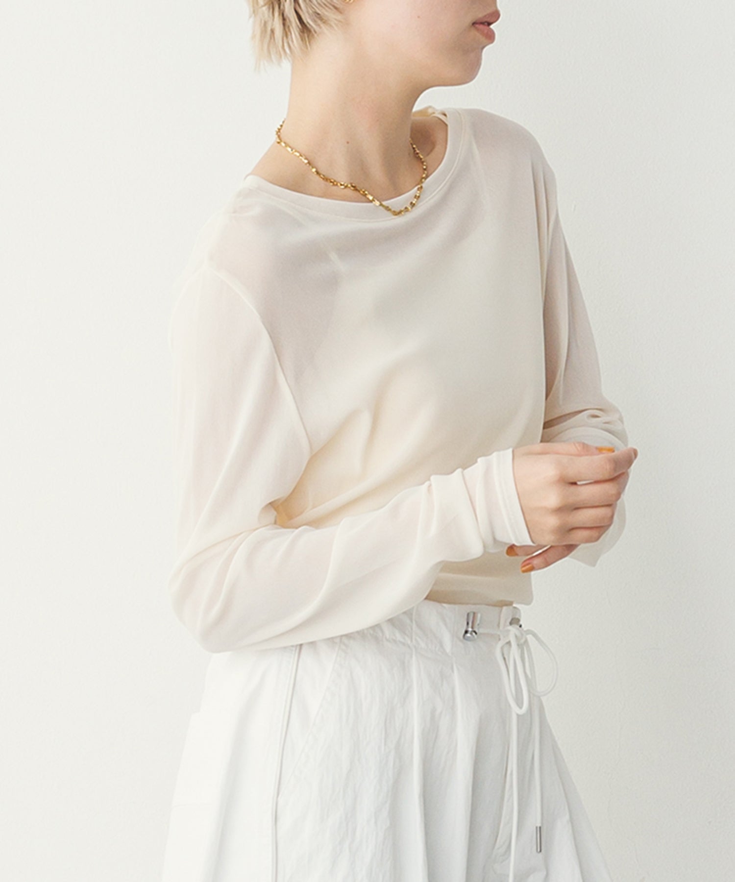 [LIMITED] CREW NECK SHEER TOPS