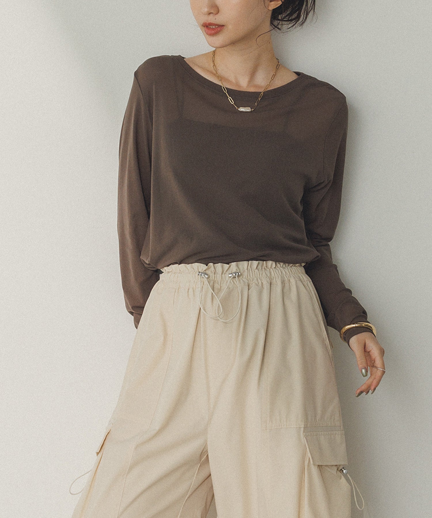 [LIMITED] CREW NECK SHEER TOPS