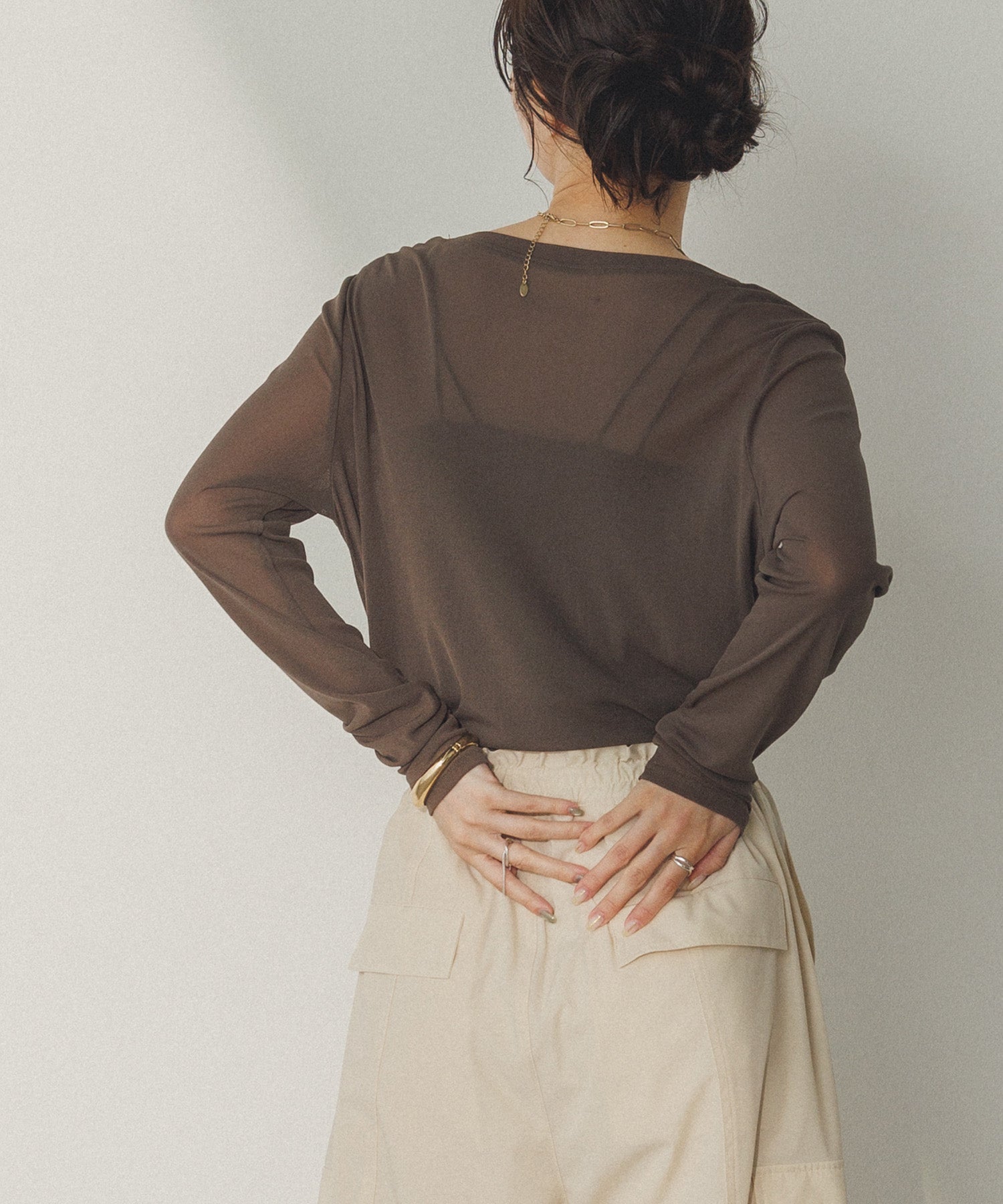 [LIMITED] CREW NECK SHEER TOPS