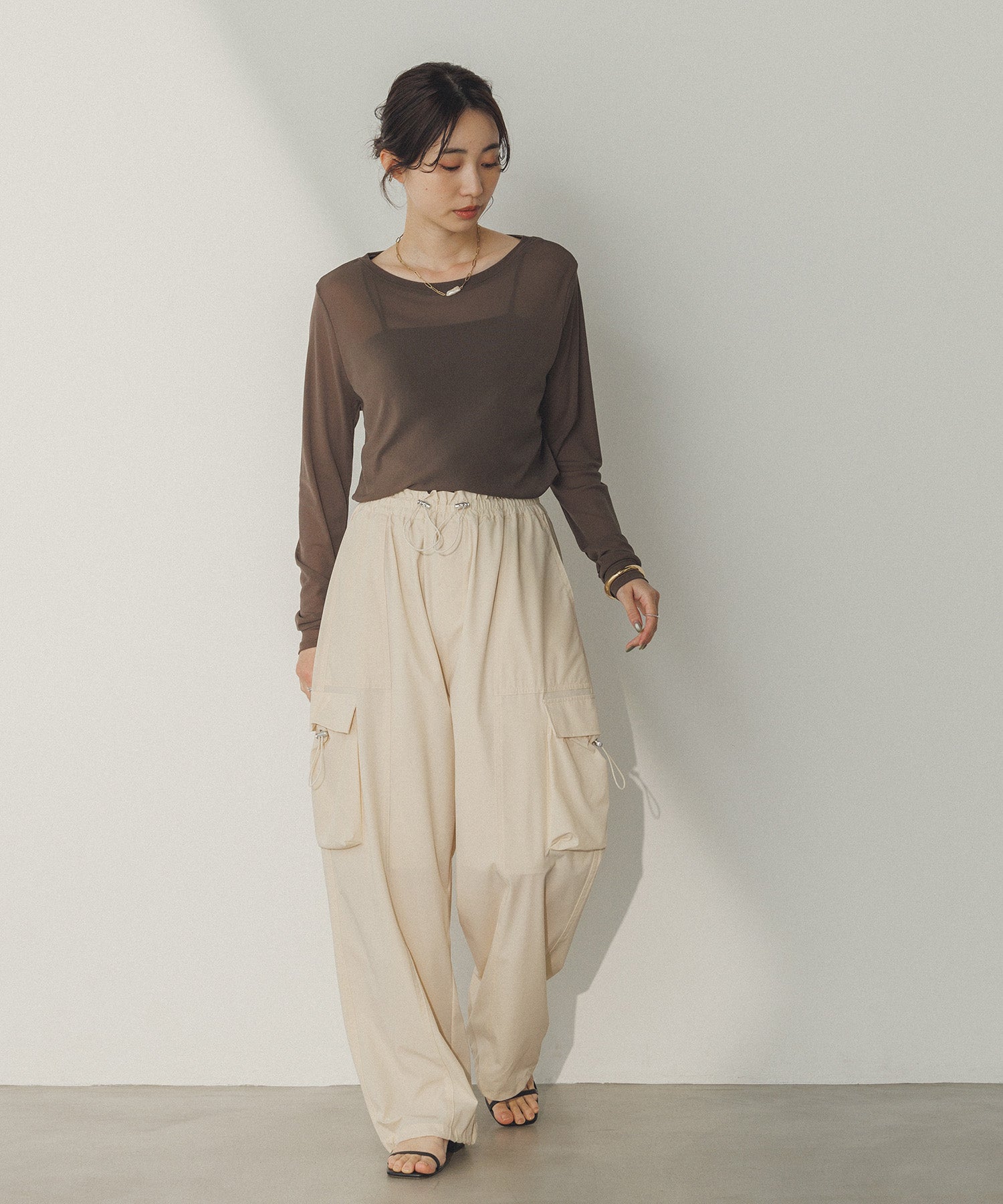 model : H160 着用サイズ : FREE