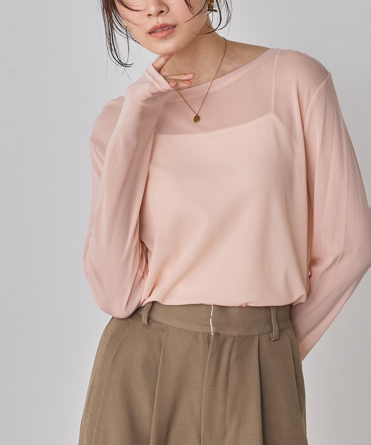 [LIMITED] CREW NECK SHEER TOPS