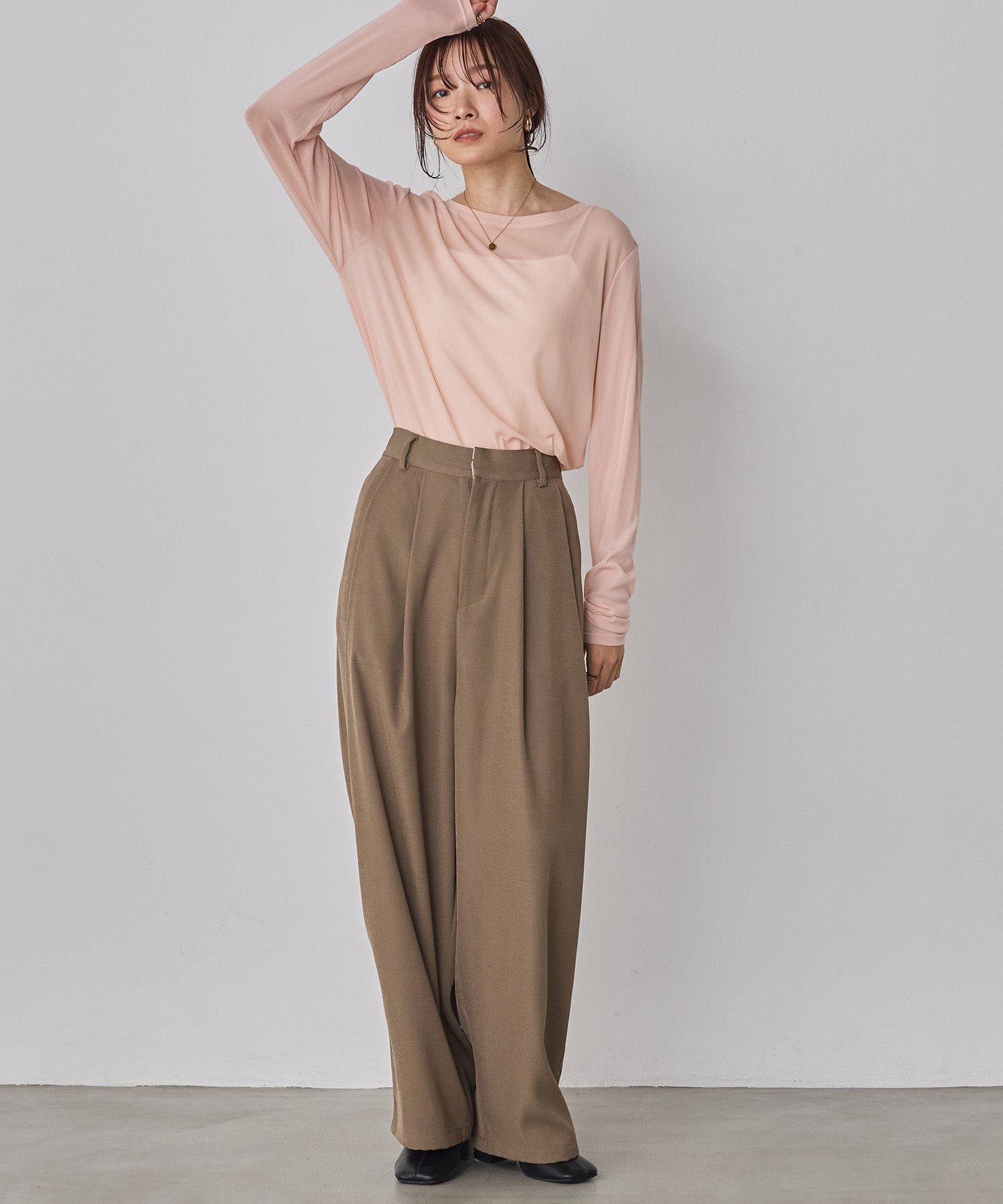 [LIMITED] CREW NECK SHEER TOPS