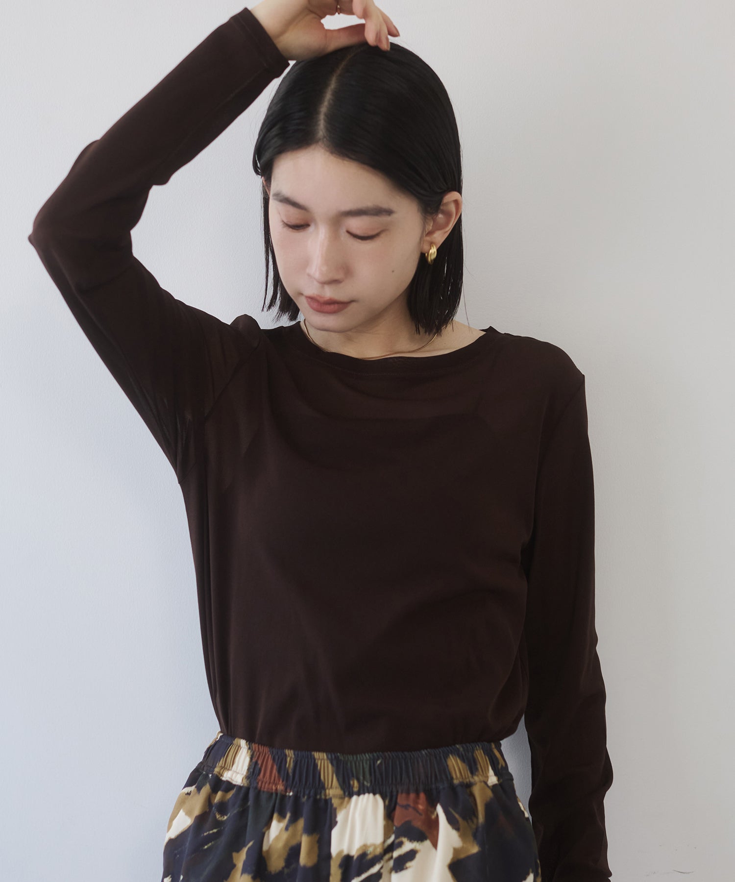 [LIMITED] CREW NECK SHEER TOPS