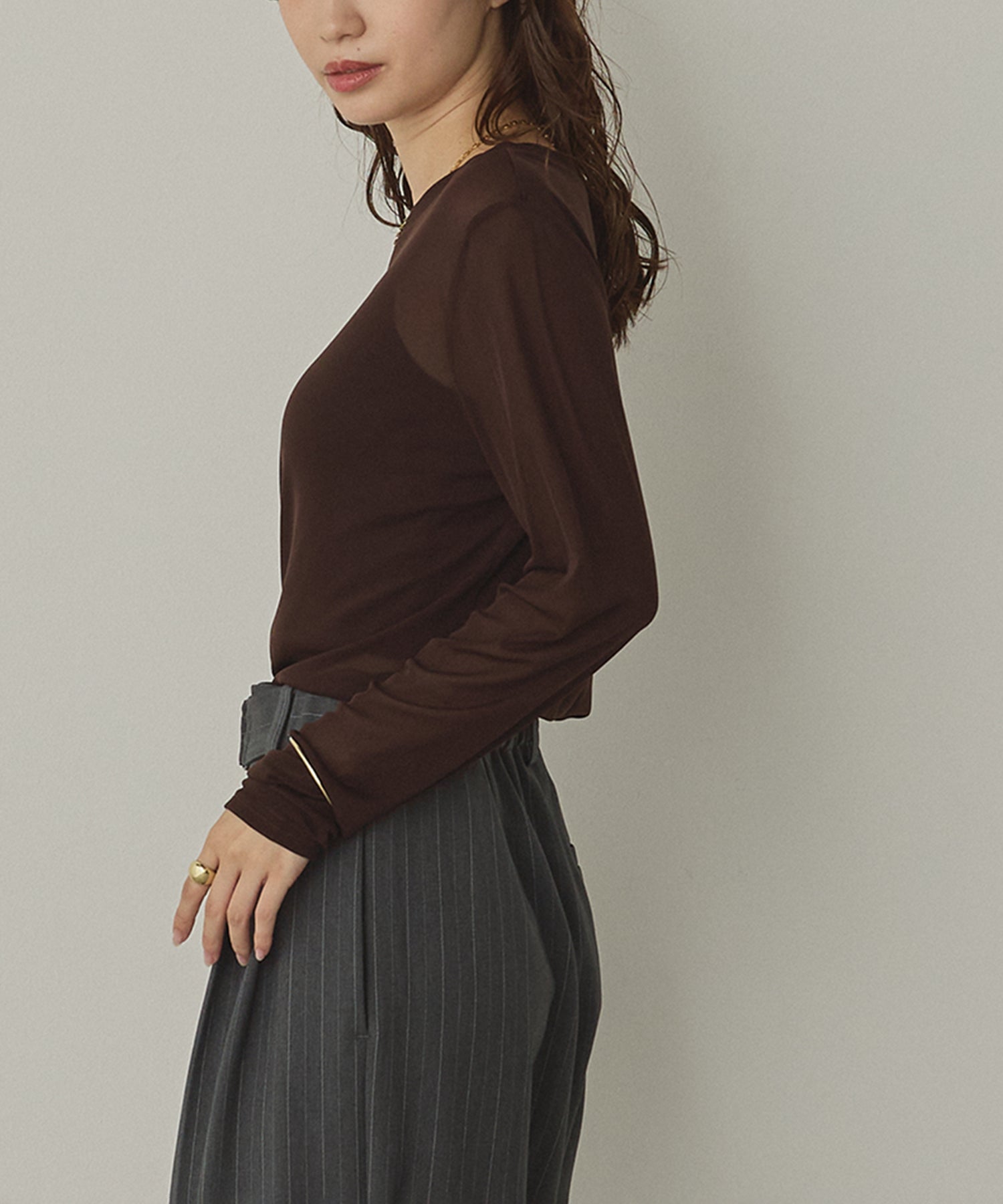 [LIMITED] CREW NECK SHEER TOPS