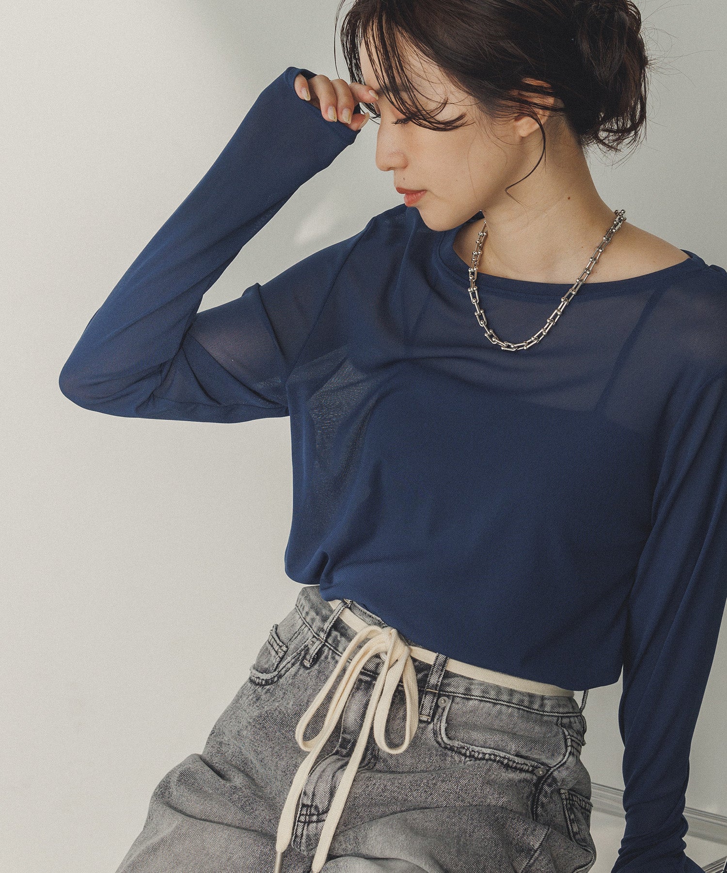 [LIMITED] CREW NECK SHEER TOPS