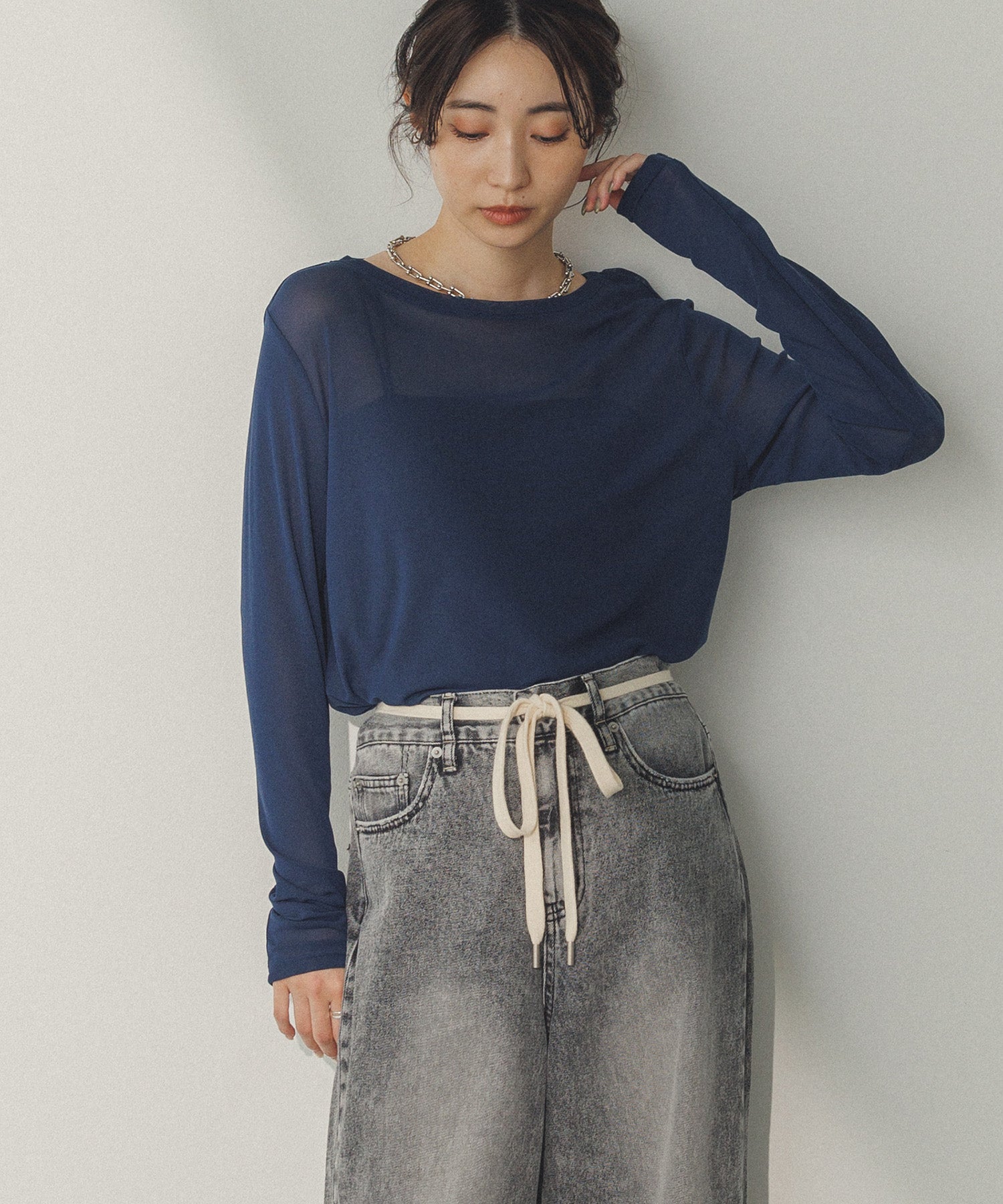 [LIMITED] CREW NECK SHEER TOPS