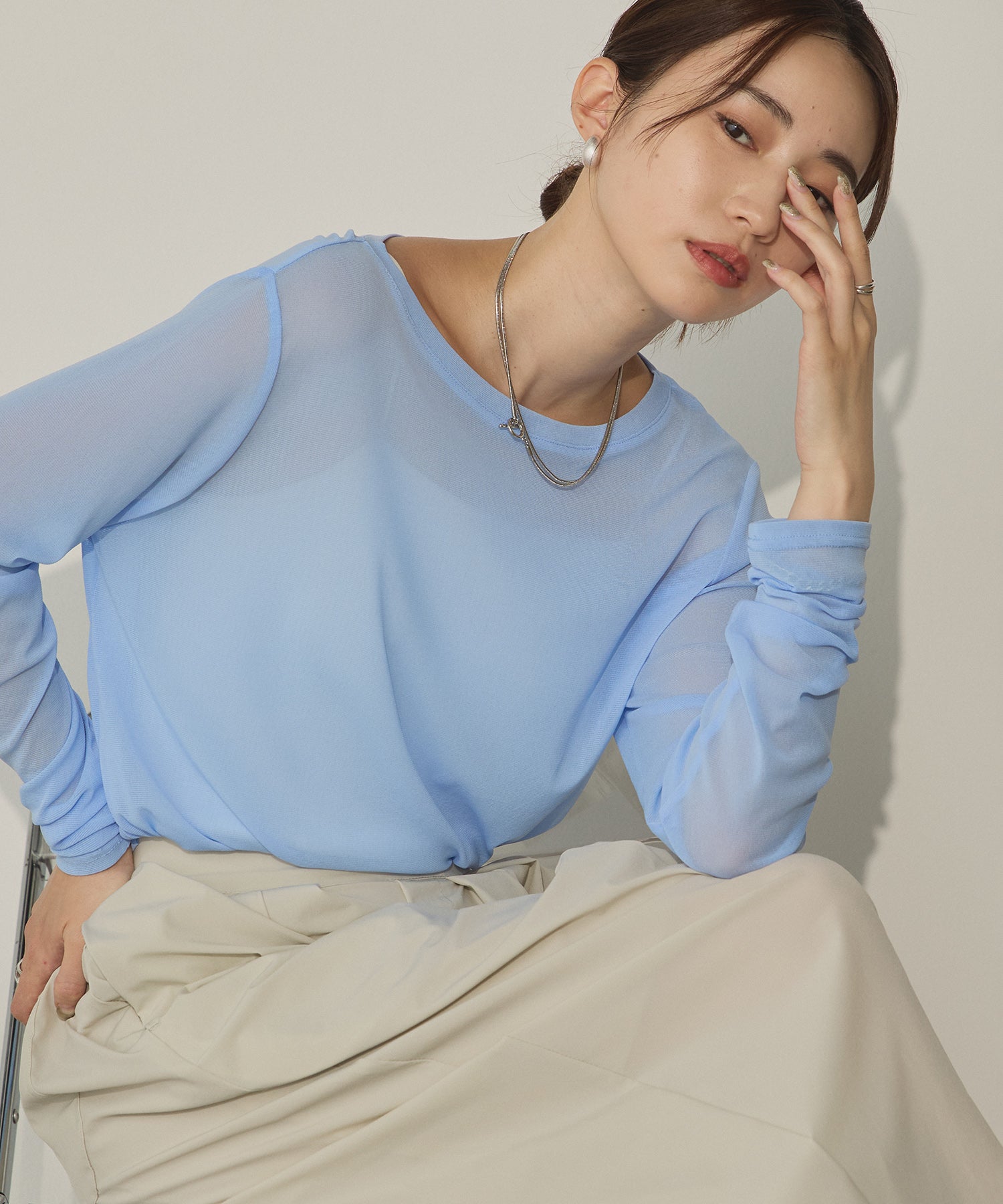 [LIMITED] CREW NECK SHEER TOPS