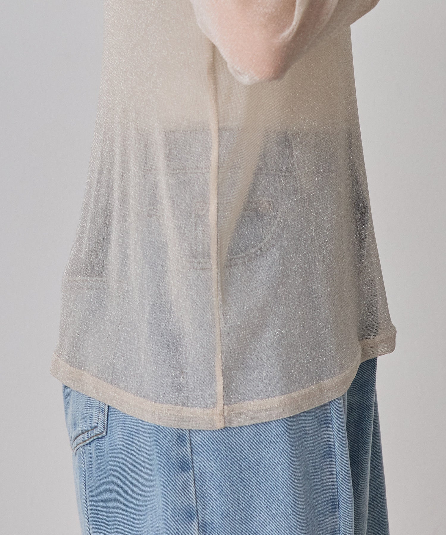 ラメシアークルーネックトップス