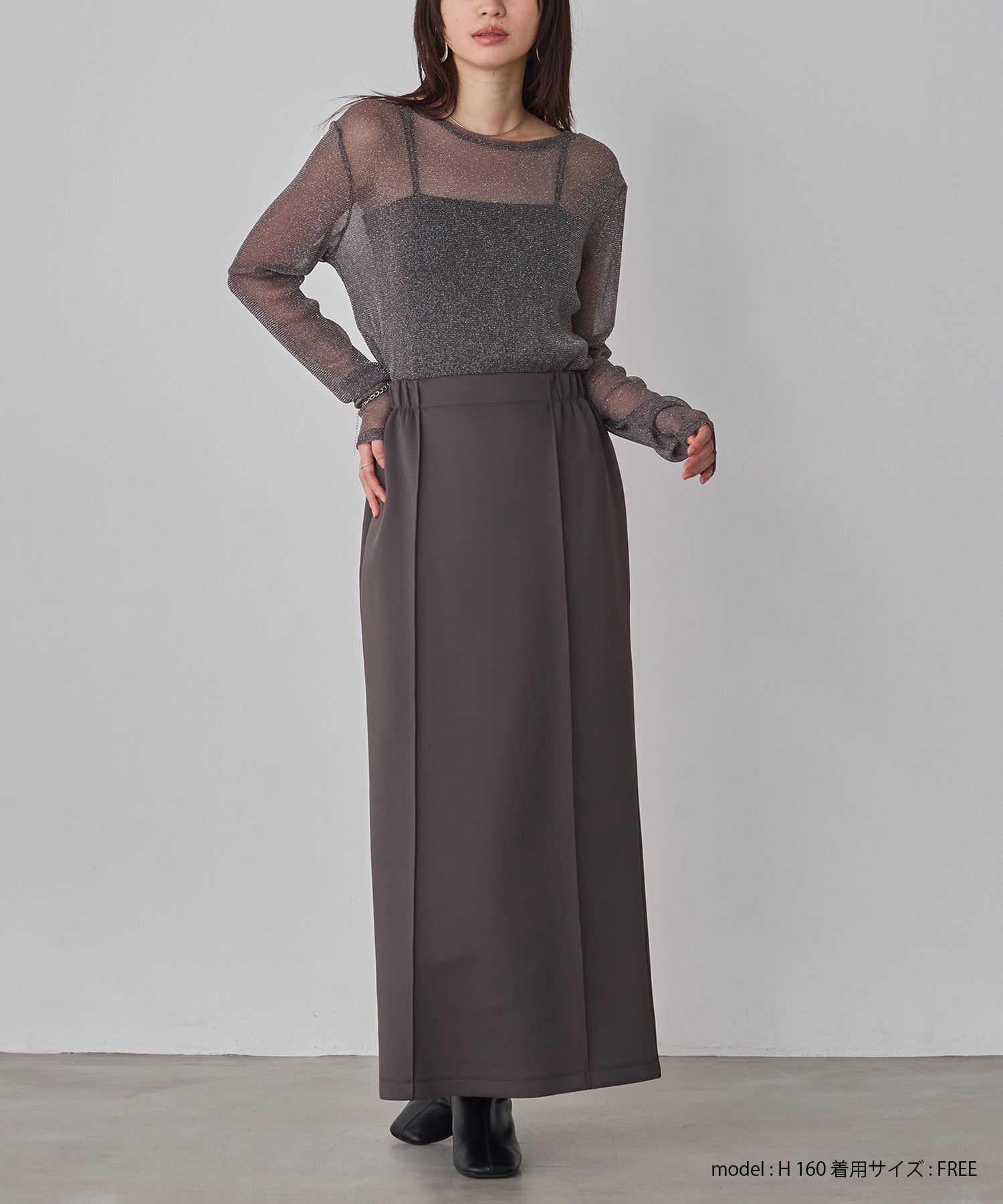 ラメシアークルーネックトップス