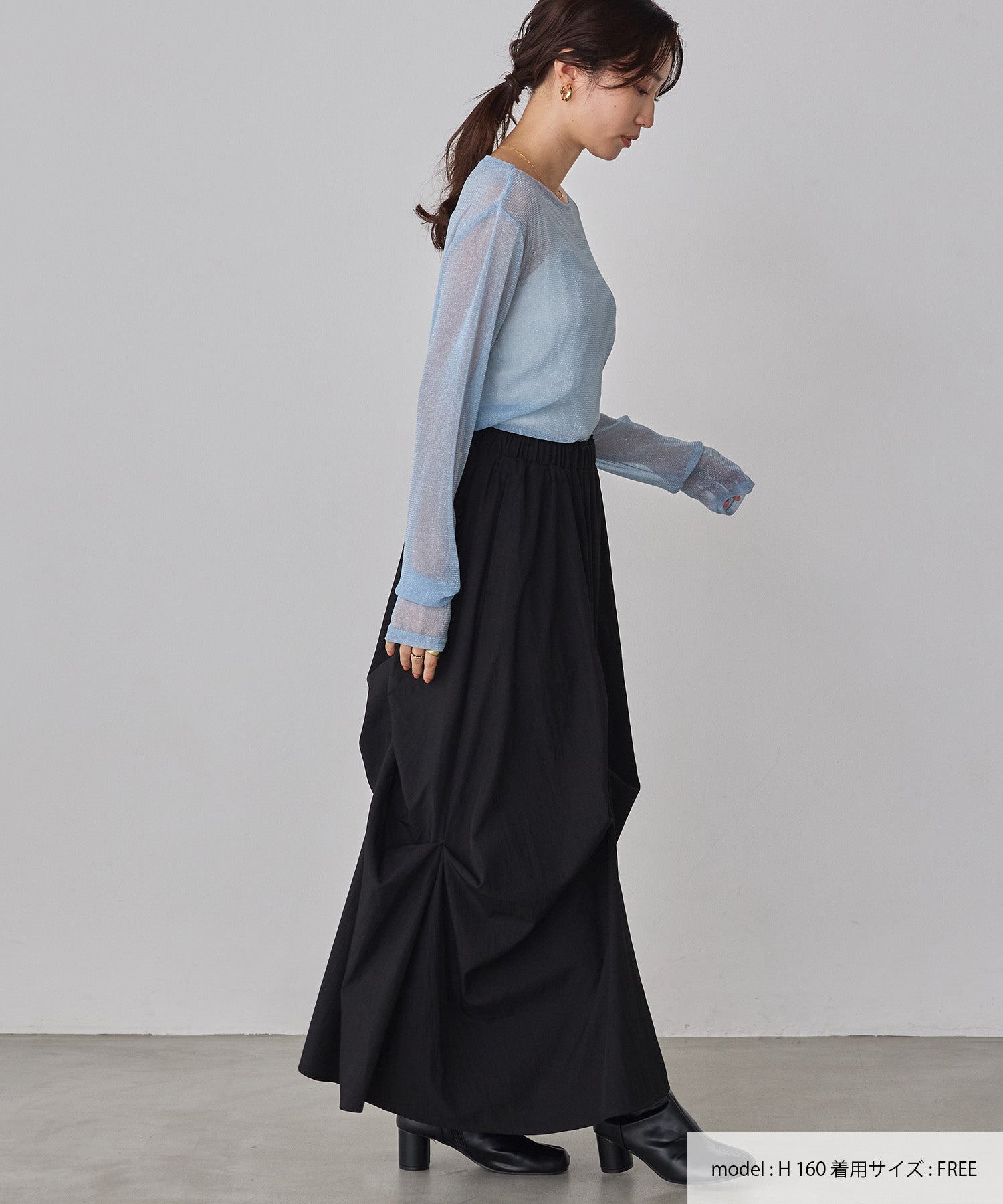 ラメシアークルーネックトップス