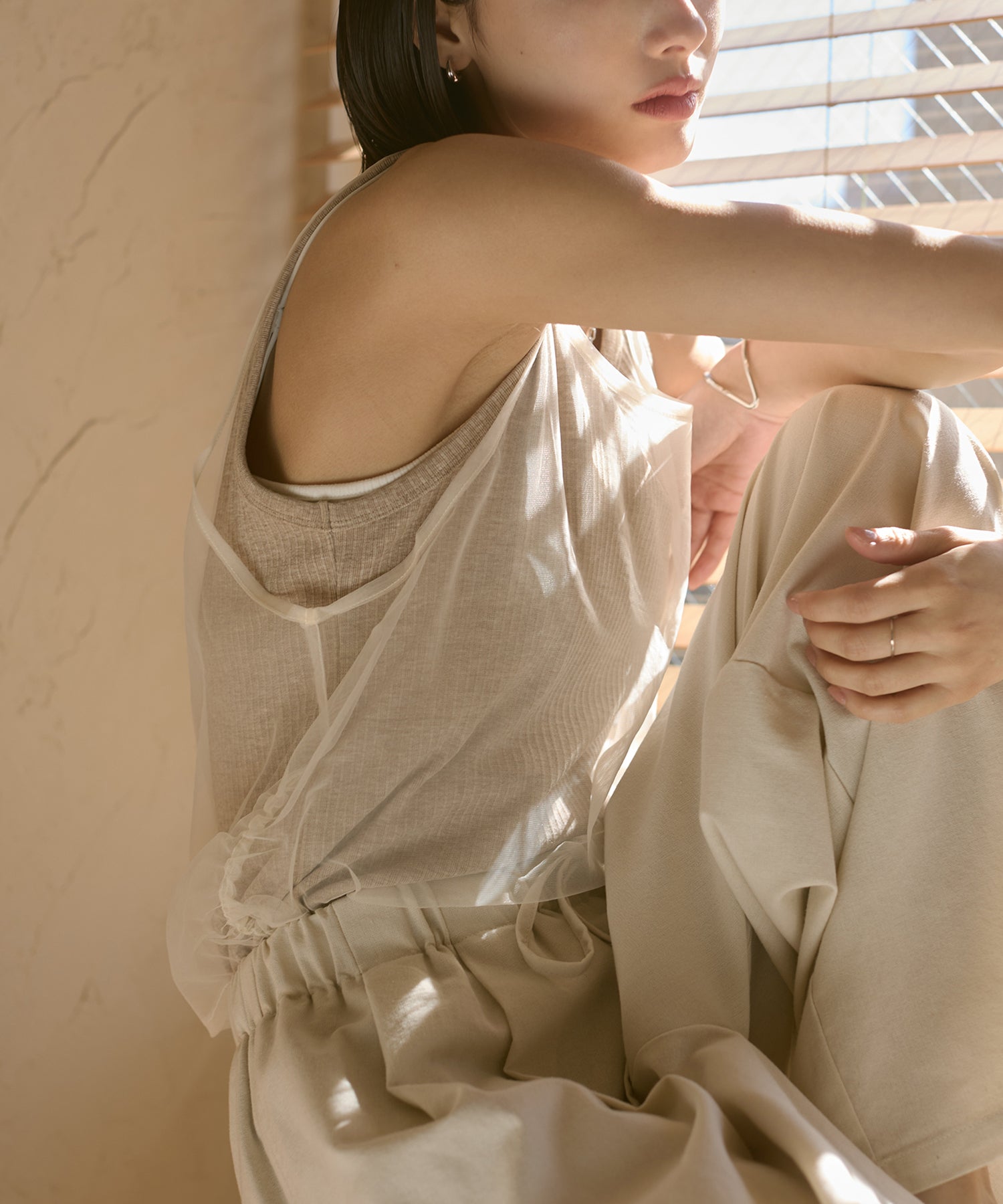 チュールレイヤード リブタンクトップ