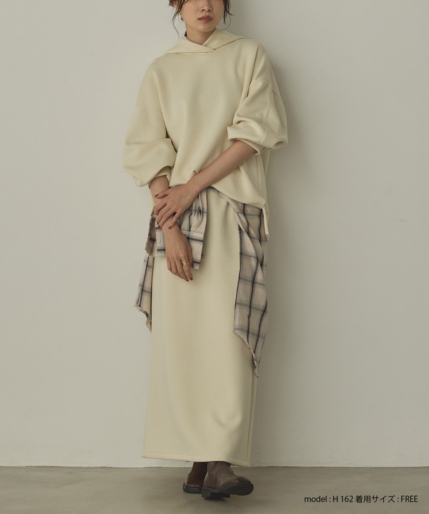 コクーンスリーブ ダンボールパーカー