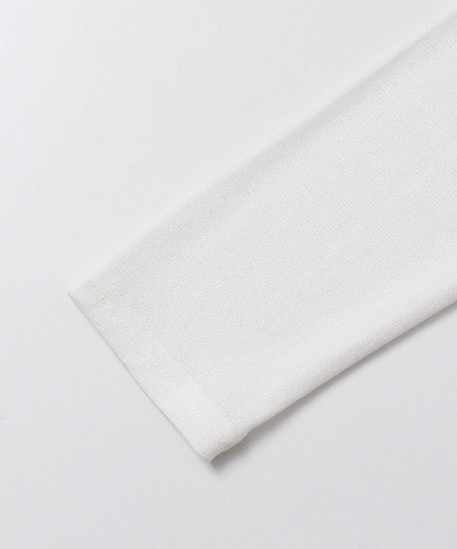 POWER NET CREW-NECK SHEER TOPS