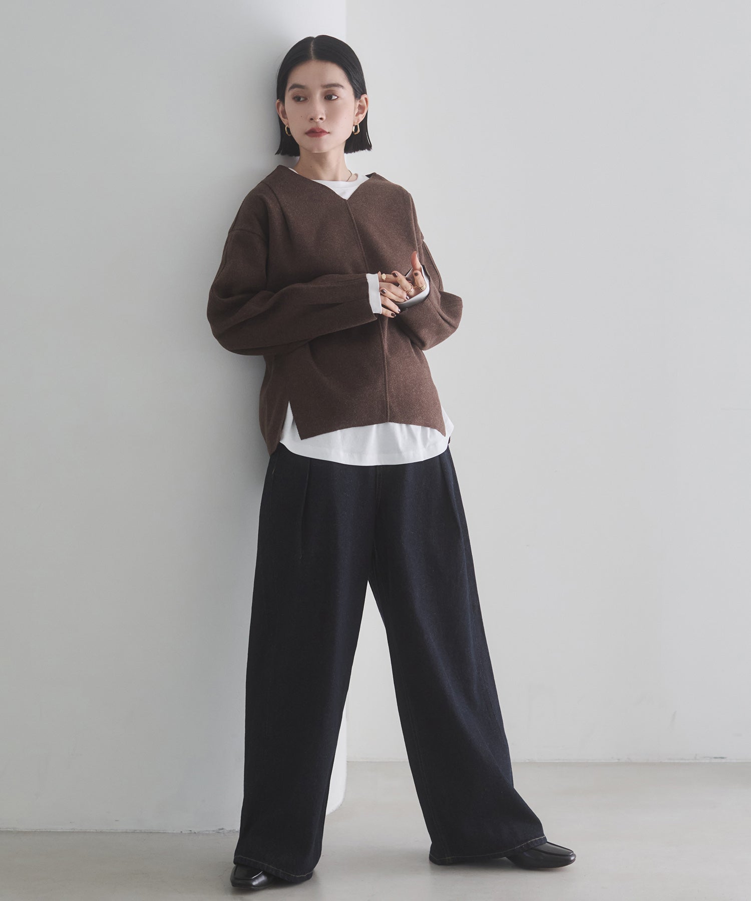 圧縮ニットソー Vネック コクーンニット