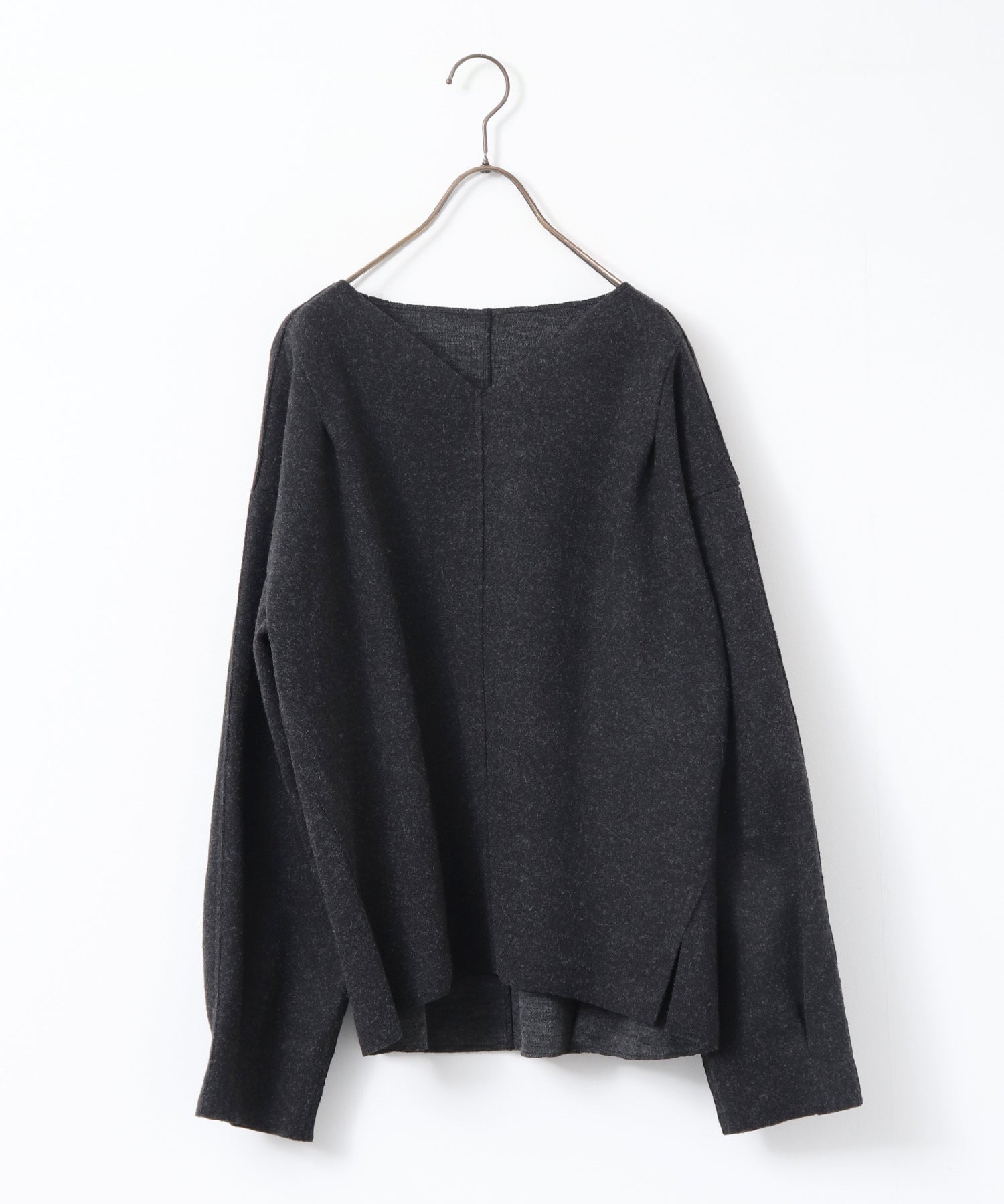 圧縮ニットソー Vネック コクーンニット