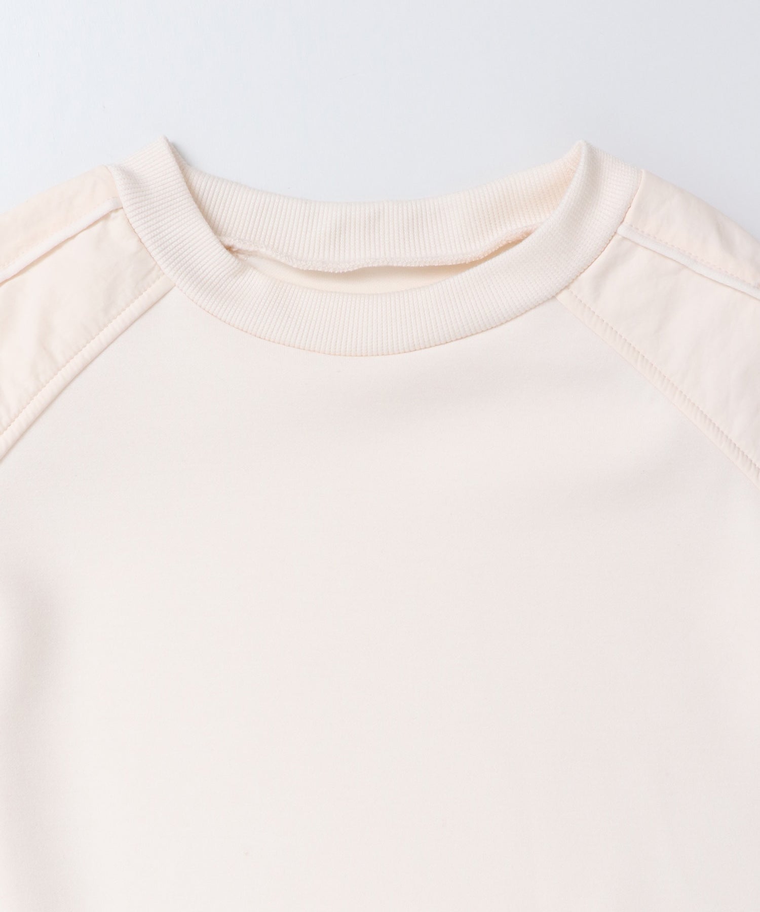 ダンボールナイロン ドッキングトップス