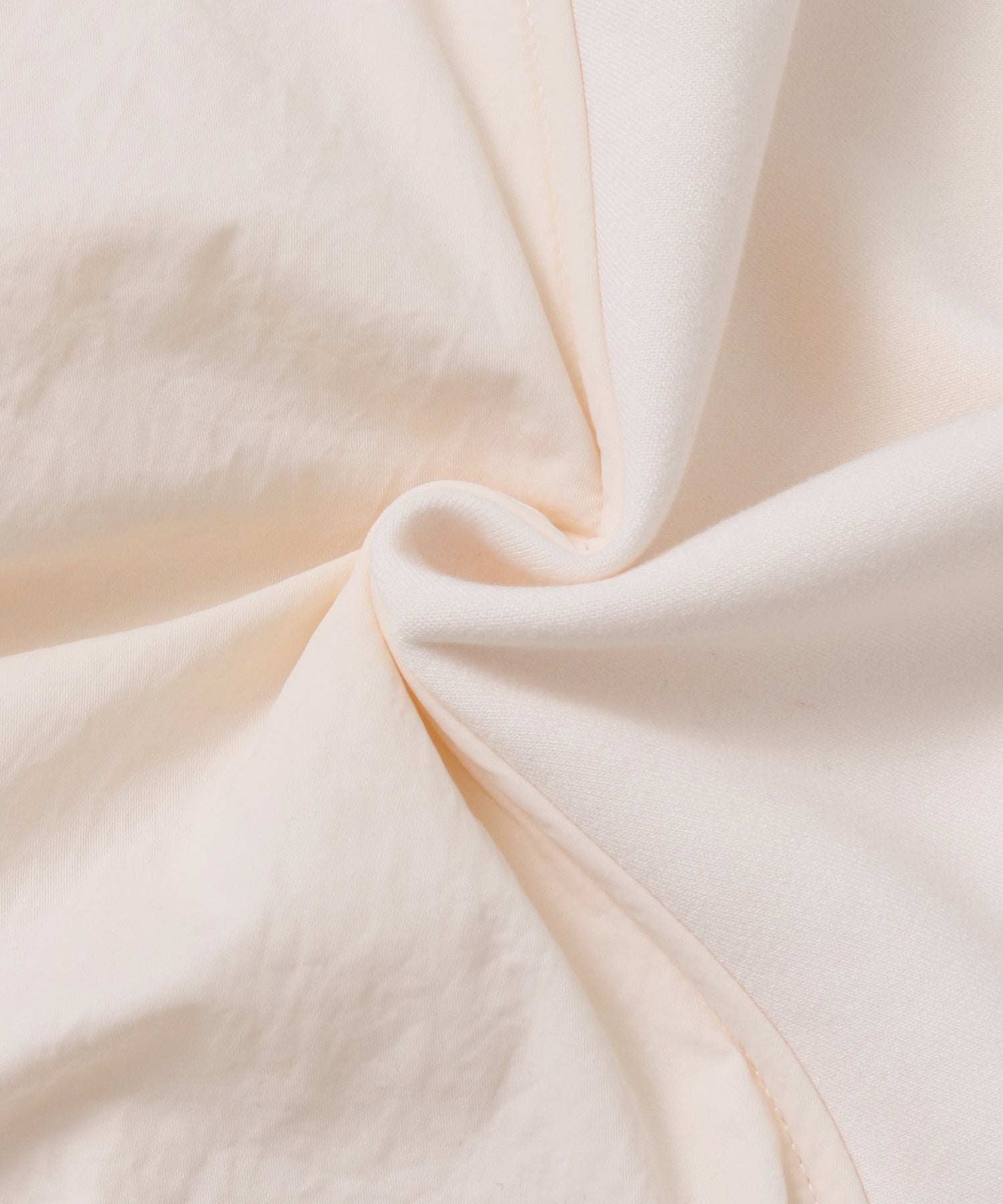 ダンボールナイロン ドッキングトップス