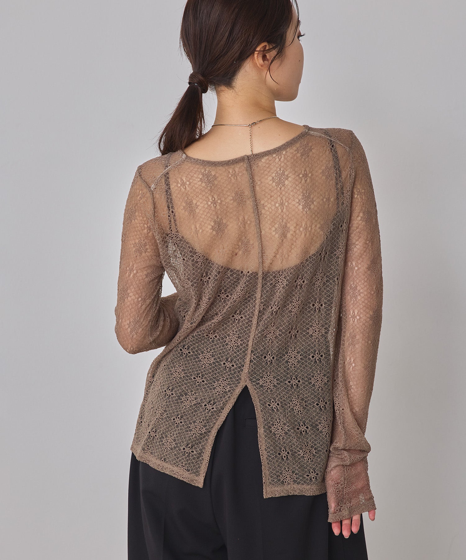 REVERSIBLE 2-WAY MESH TOPS