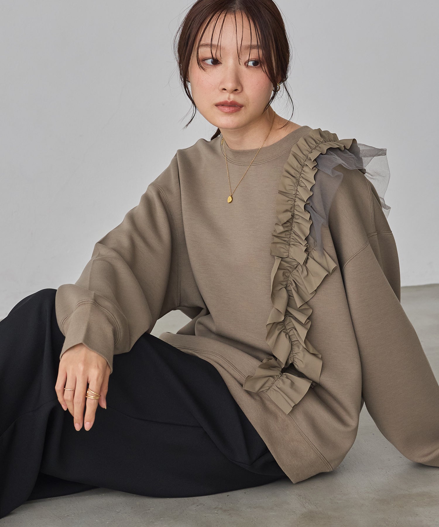 ライトダンボール アシメフリルトップス