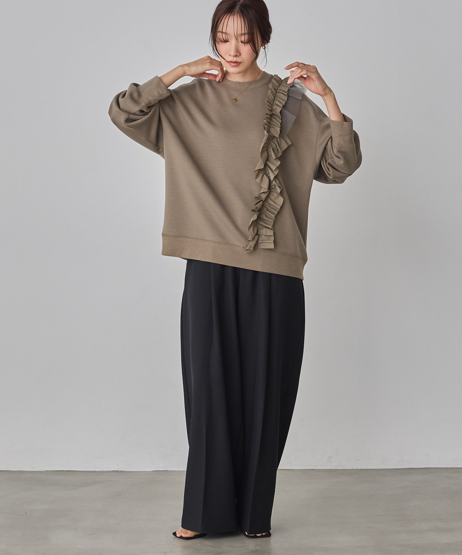 ライトダンボール アシメフリルトップス