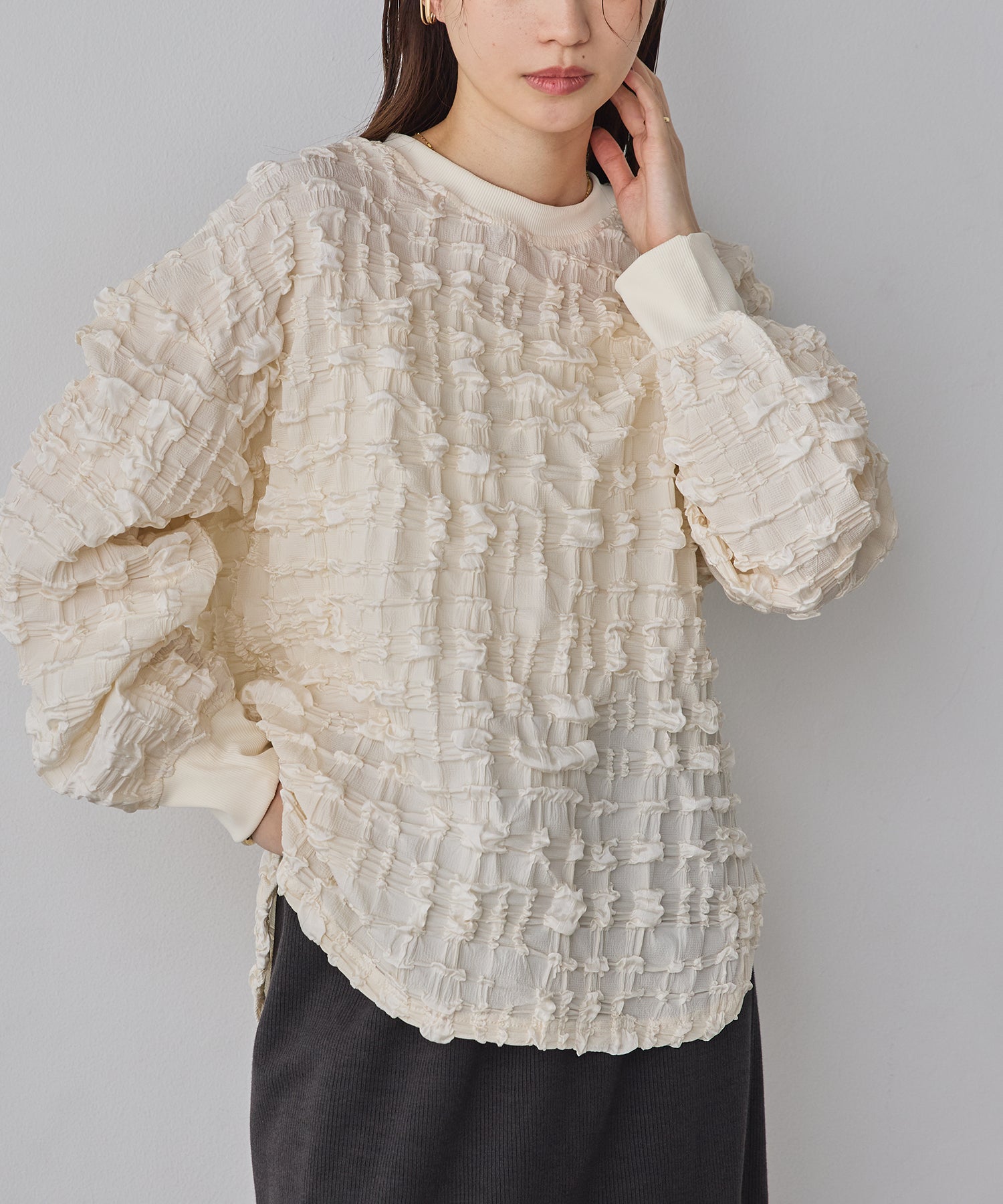 カットジャガード トップス