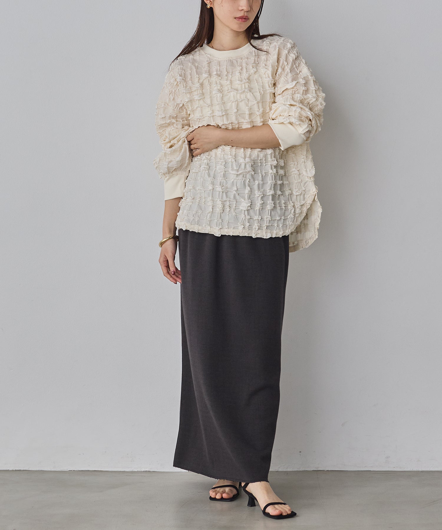 カットジャガード トップス