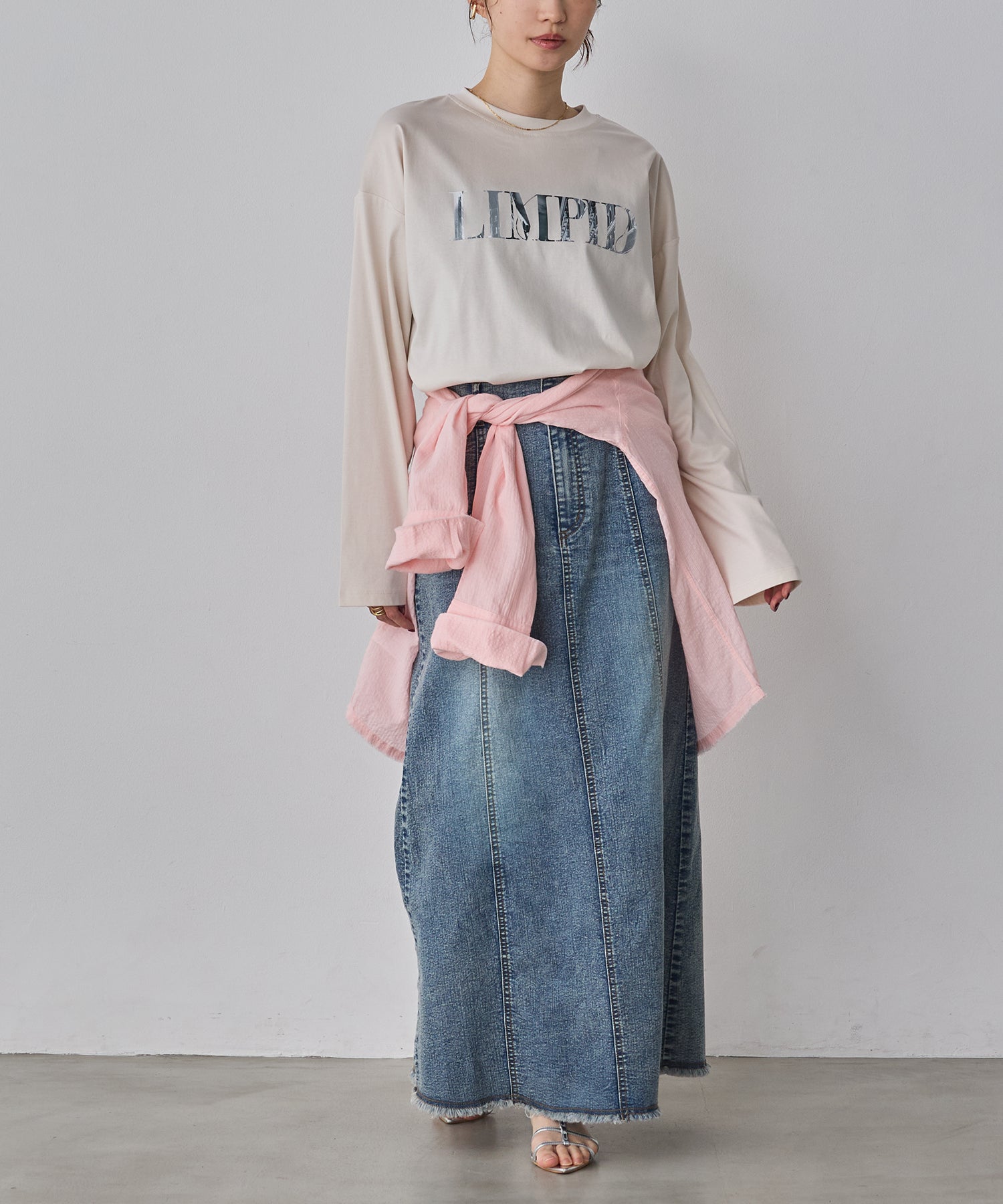 FRONT LOGO LONG T-SHIRT