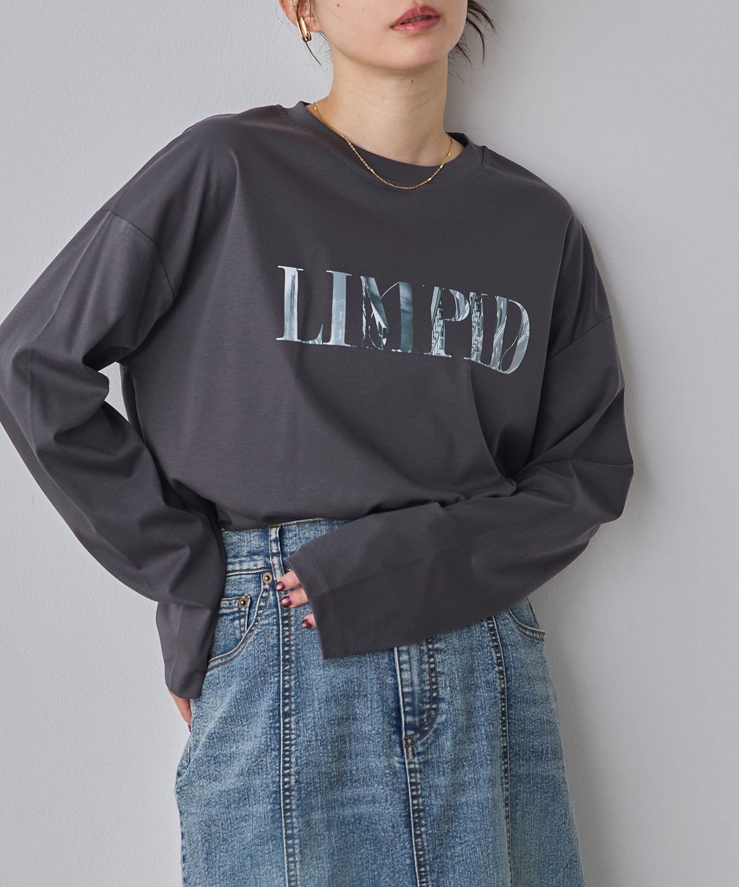 FRONT LOGO LONG T-SHIRT