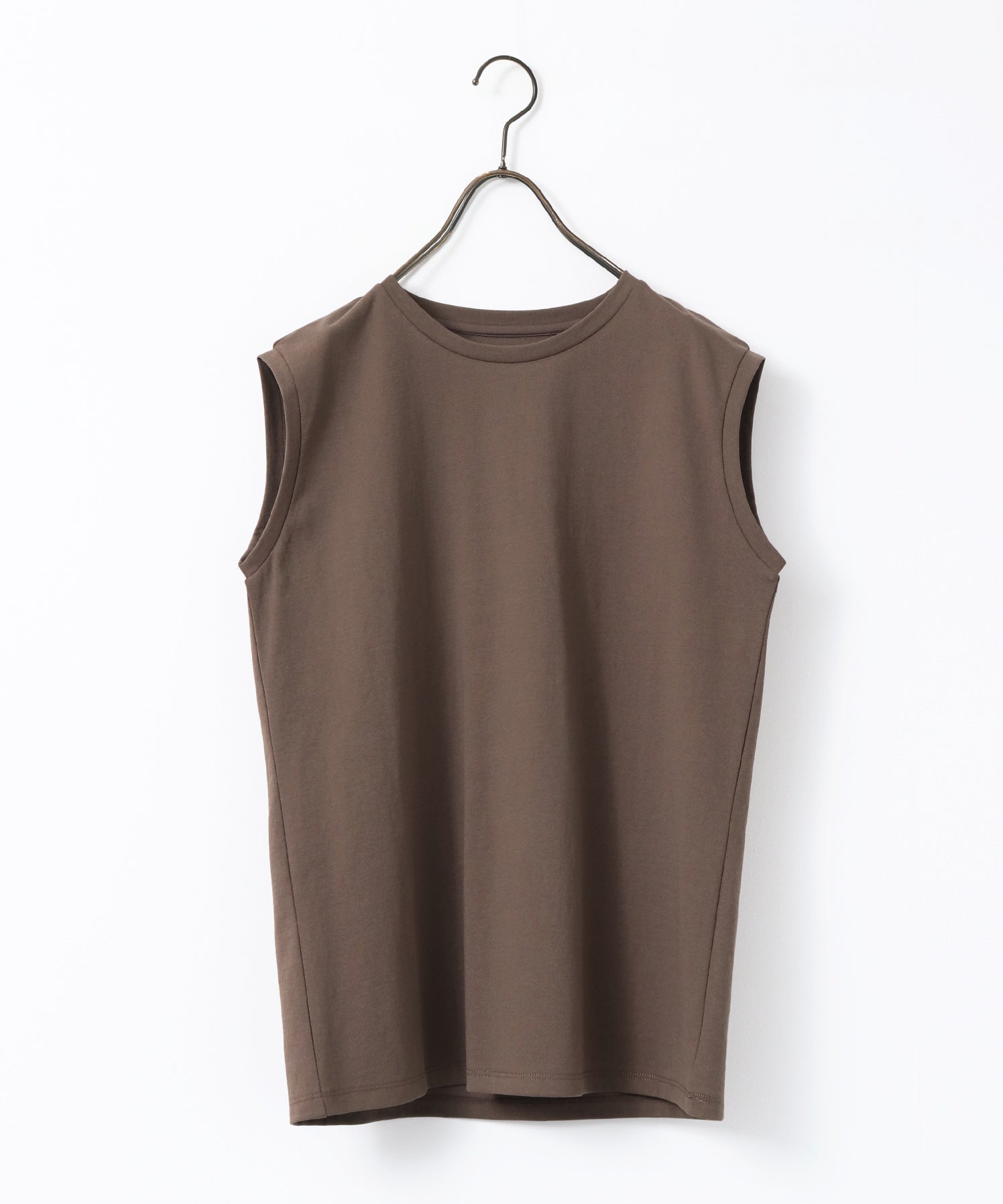 BASIC SLEEVELESS TOP