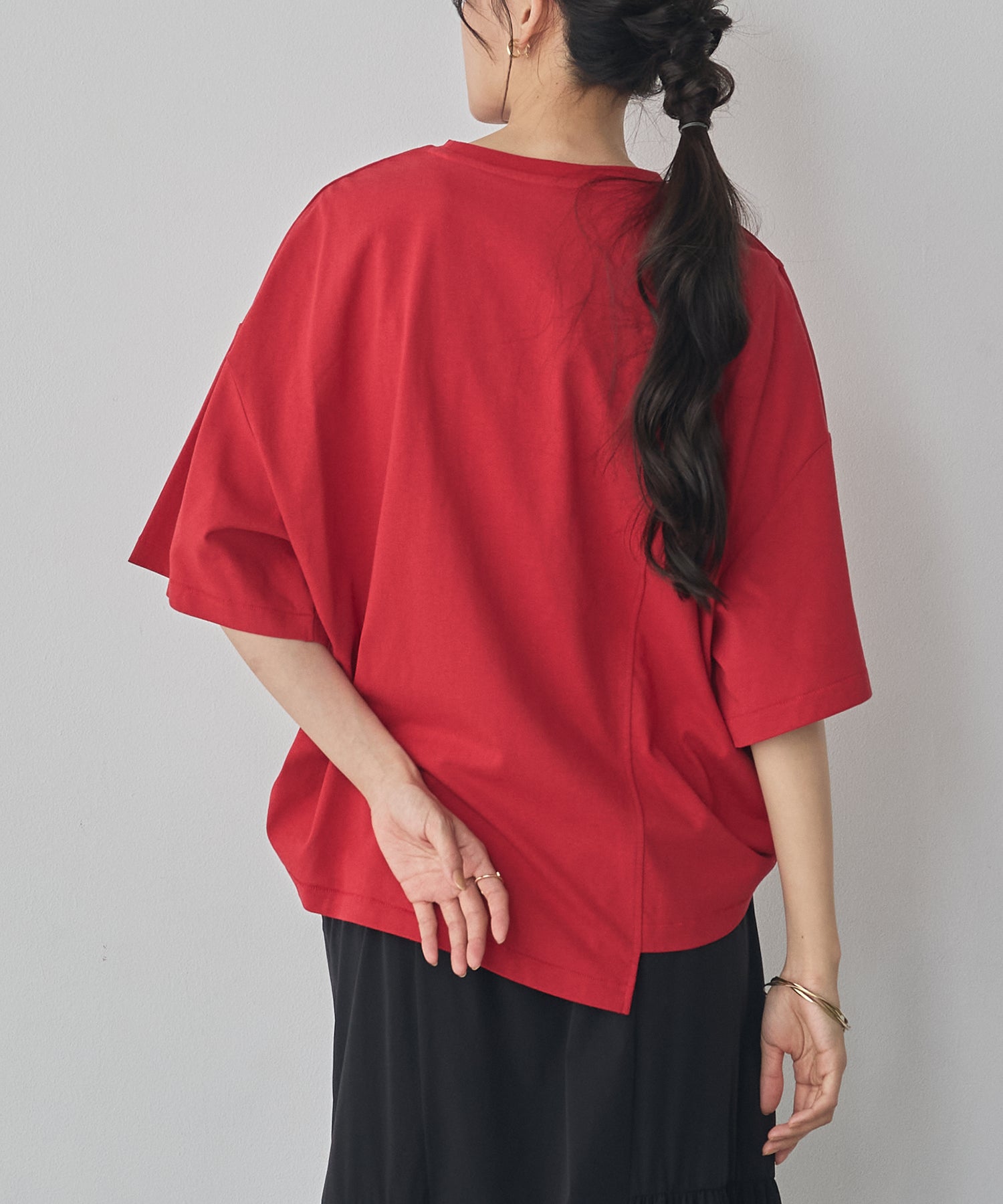 USA COTTON ASYMMETRICAL LOGO T-SHIRT