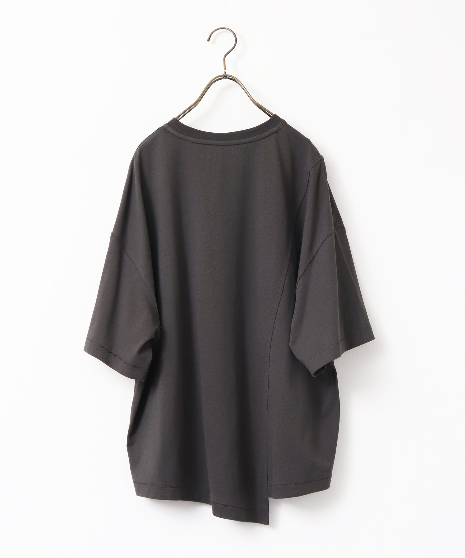 USA COTTON ASYMMETRICAL LOGO T-SHIRT