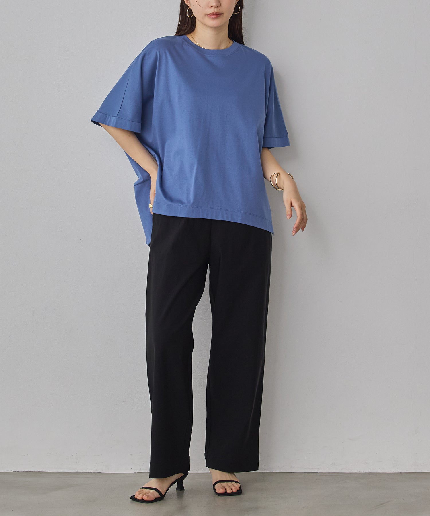 COMPACT SMOOTH T-SHIRT