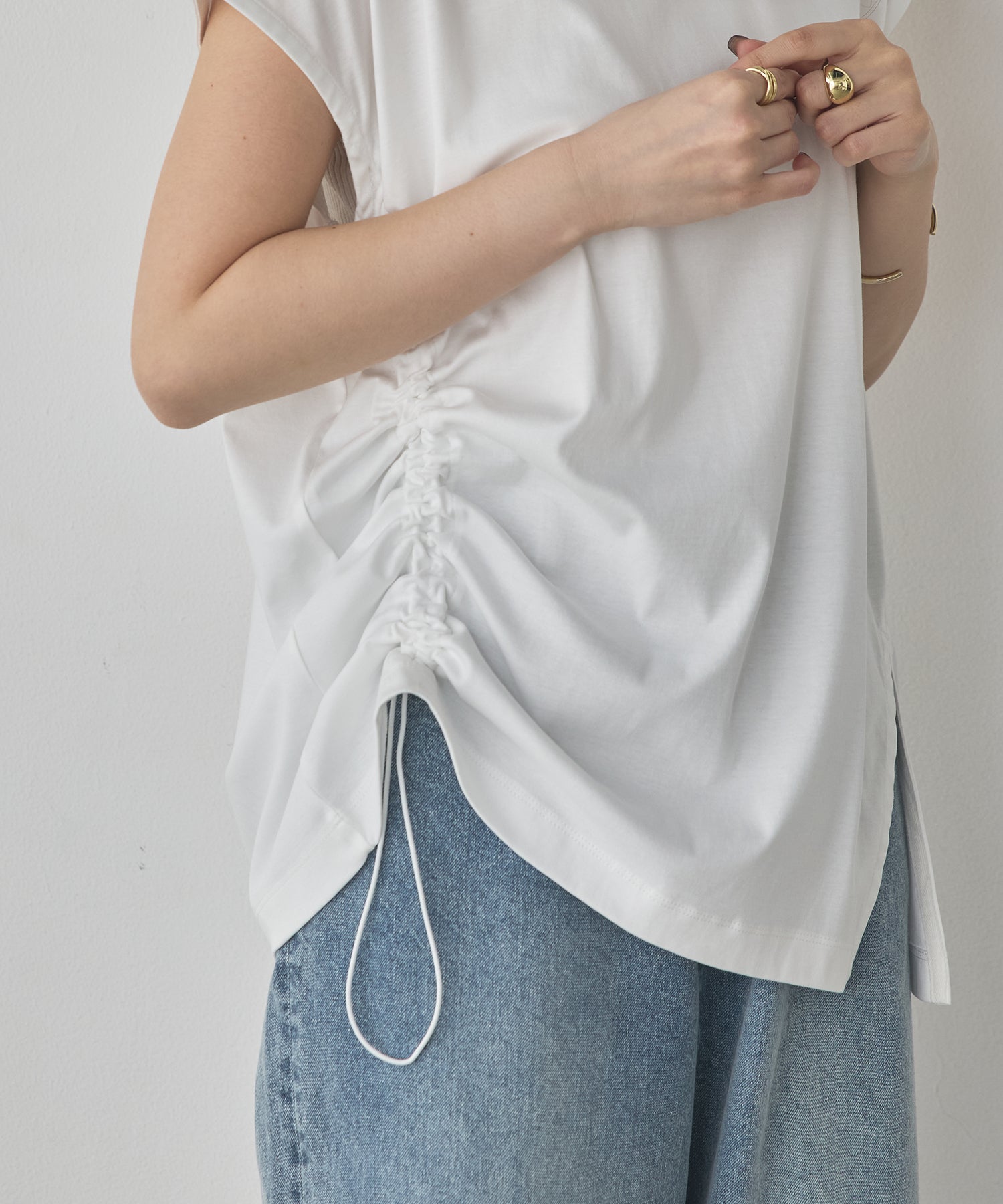 [PRE-ORDER]ASYMMETRICAL-DESIGN TOPS