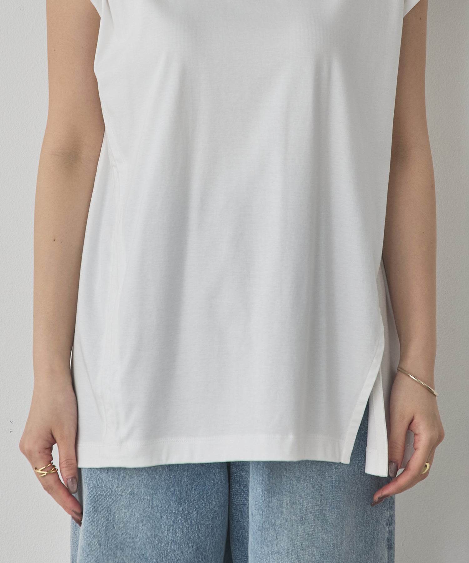 [PRE-ORDER]ASYMMETRICAL-DESIGN TOPS