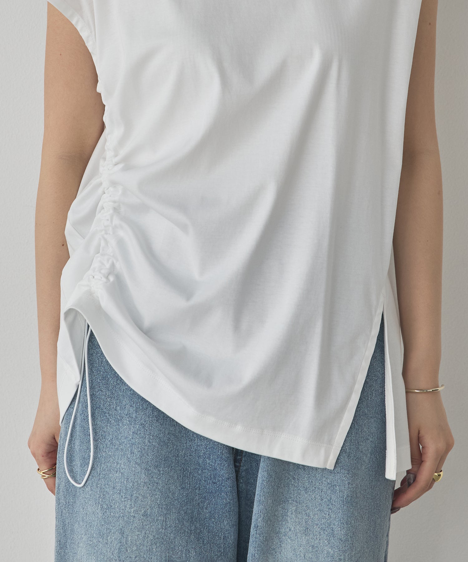 [PRE-ORDER]ASYMMETRICAL-DESIGN TOPS