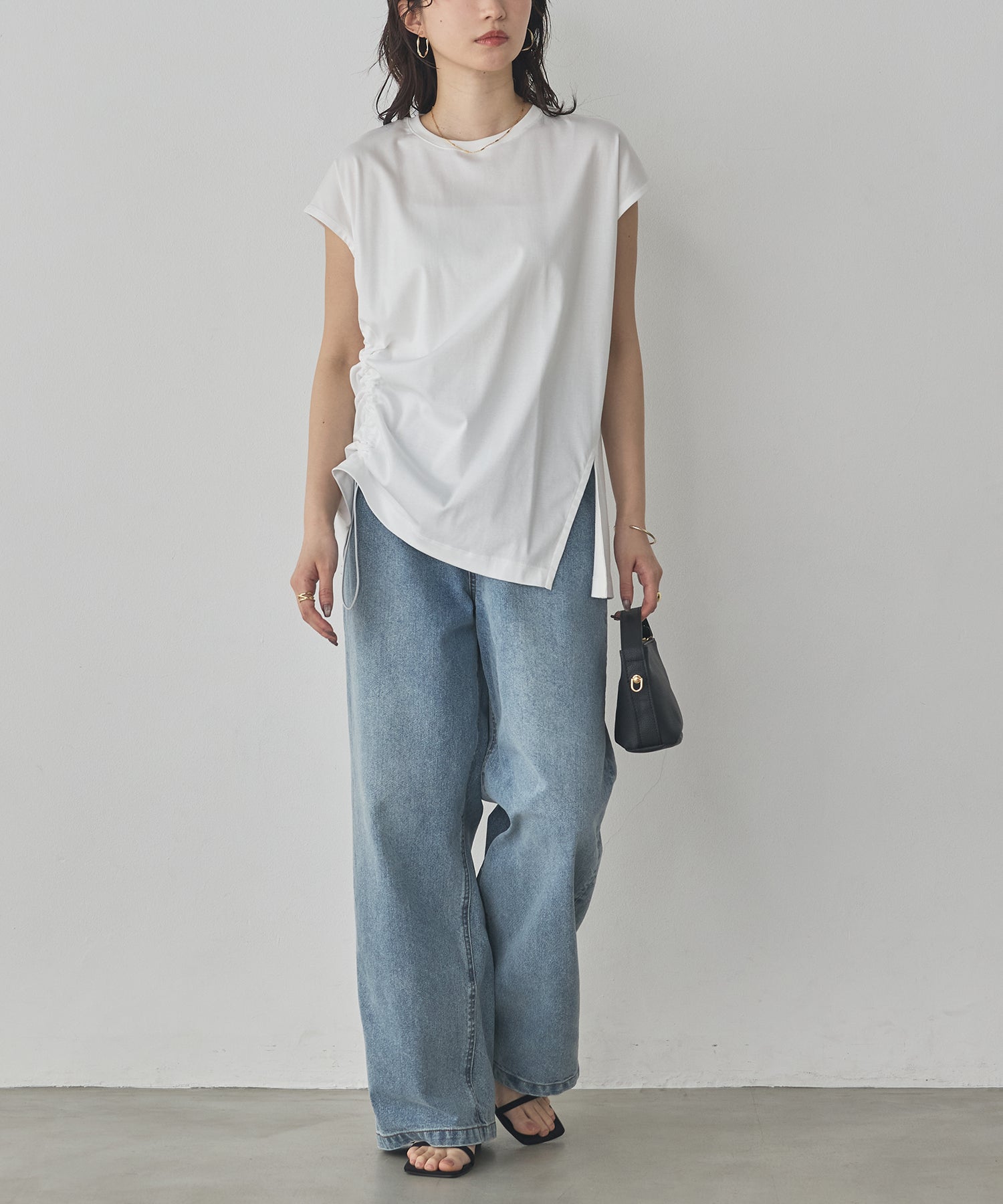 [PRE-ORDER]ASYMMETRICAL-DESIGN TOPS