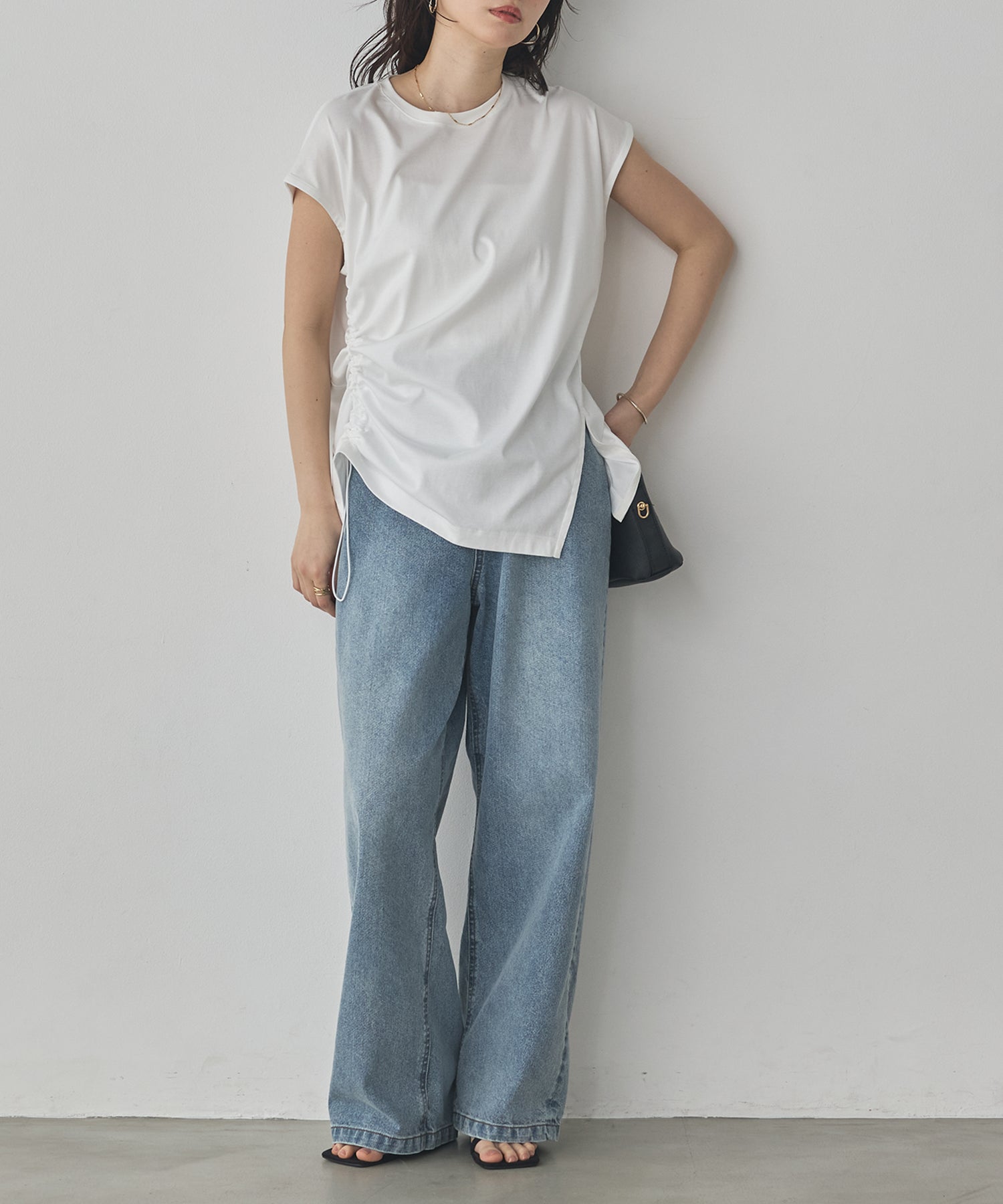 [PRE-ORDER]ASYMMETRICAL-DESIGN TOPS
