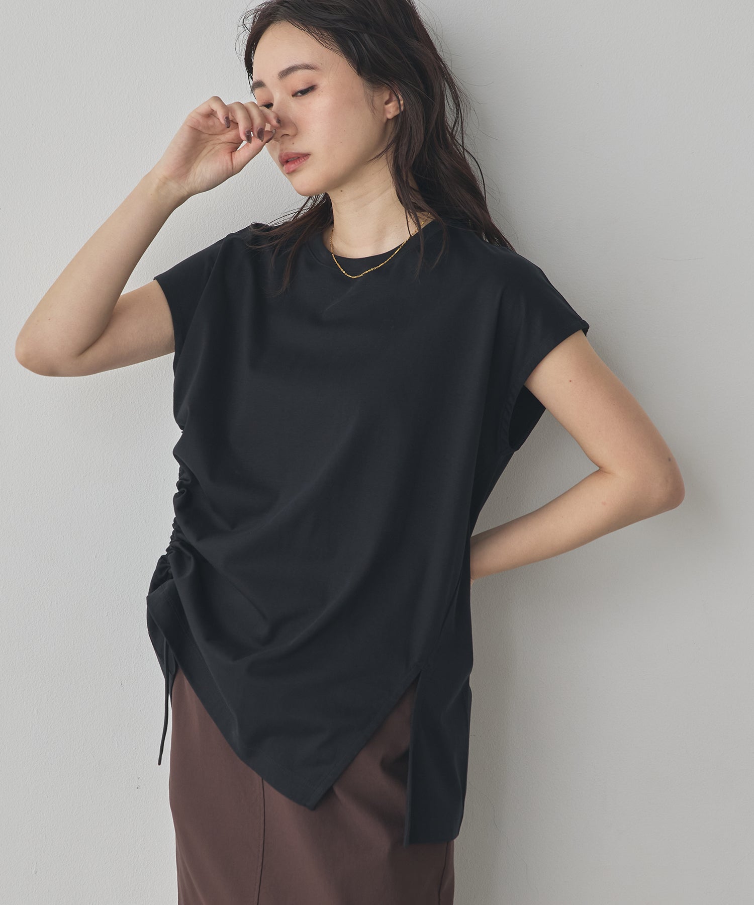 [PRE-ORDER]ASYMMETRICAL-DESIGN TOPS