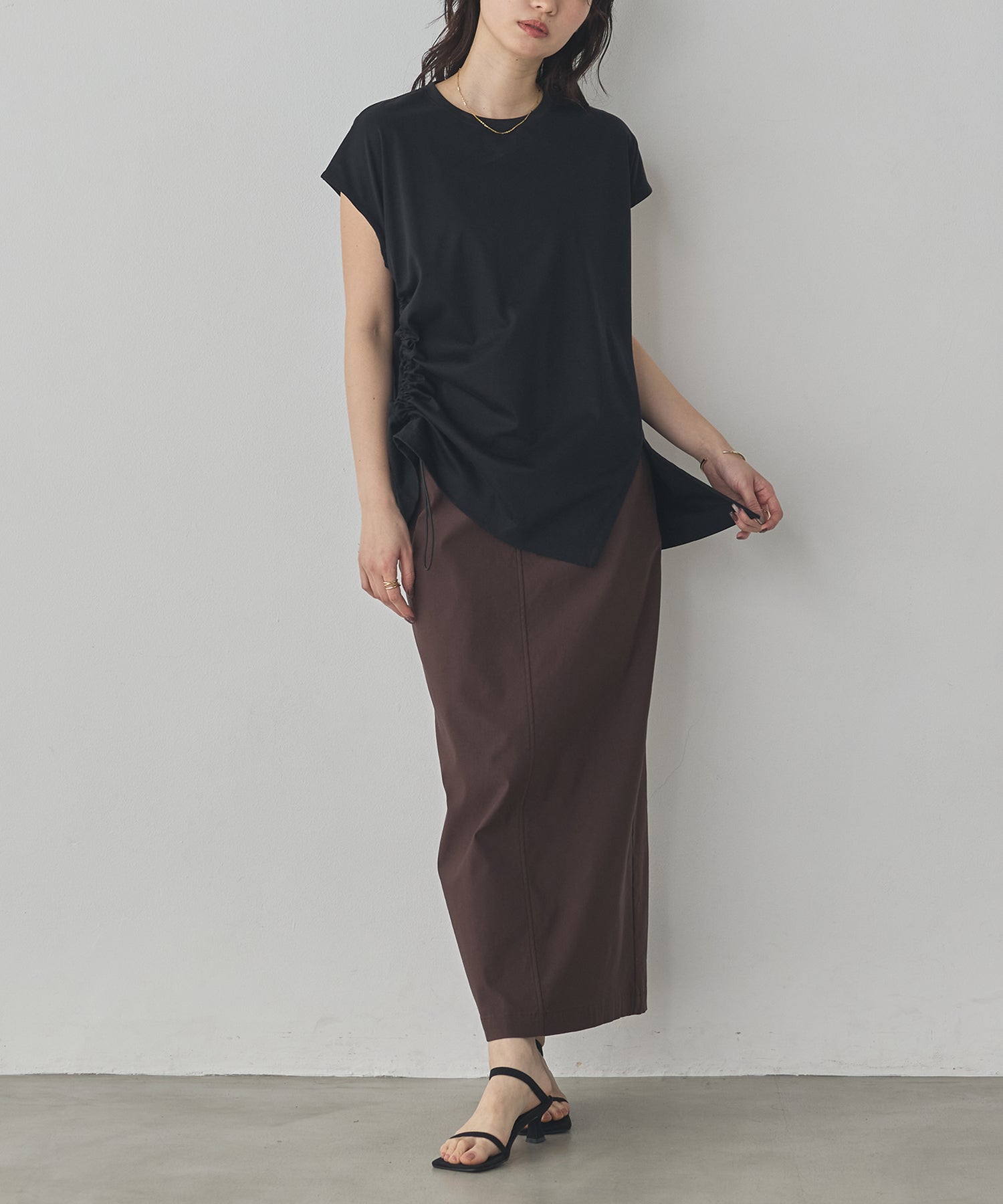 [PRE-ORDER]ASYMMETRICAL-DESIGN TOPS