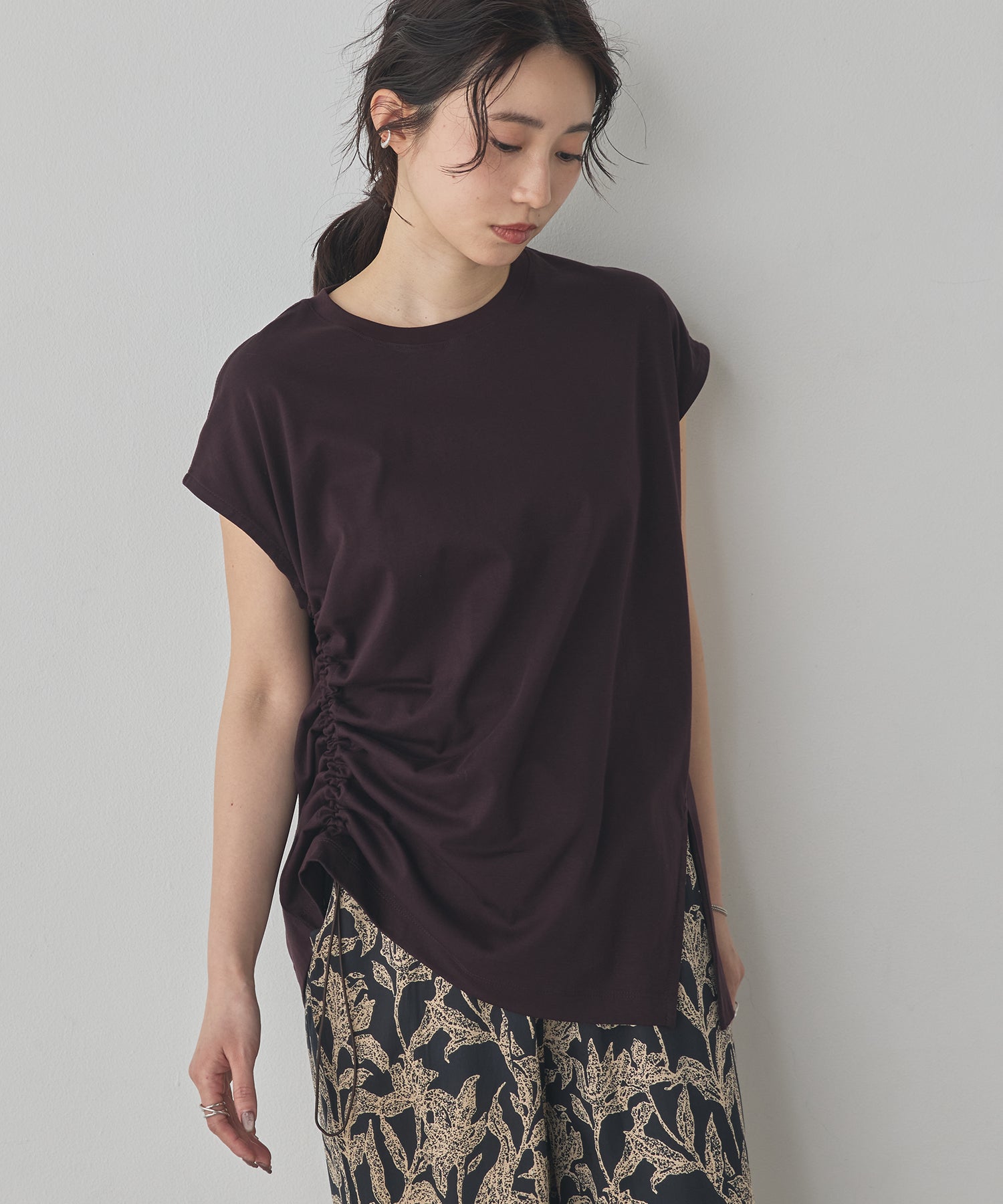 [PRE-ORDER]ASYMMETRICAL-DESIGN TOPS