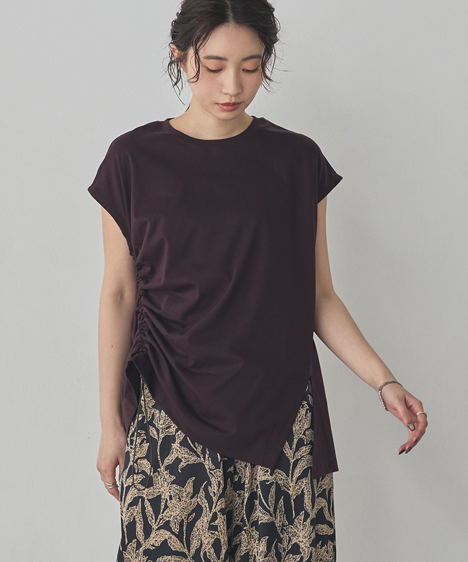 [PRE-ORDER]ASYMMETRICAL-DESIGN TOPS