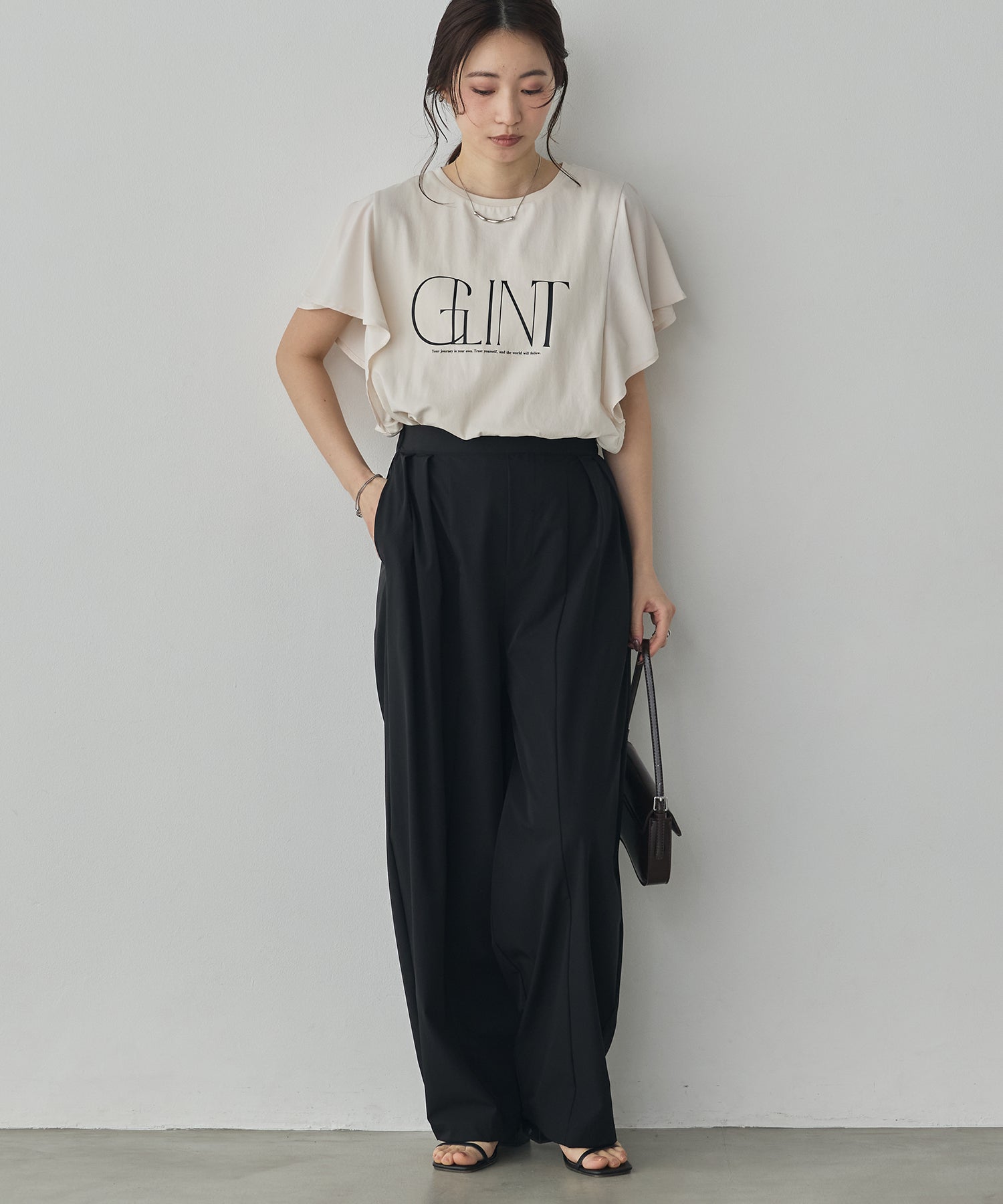 FRILLED-SLEEVE LOGO T-SHIRT