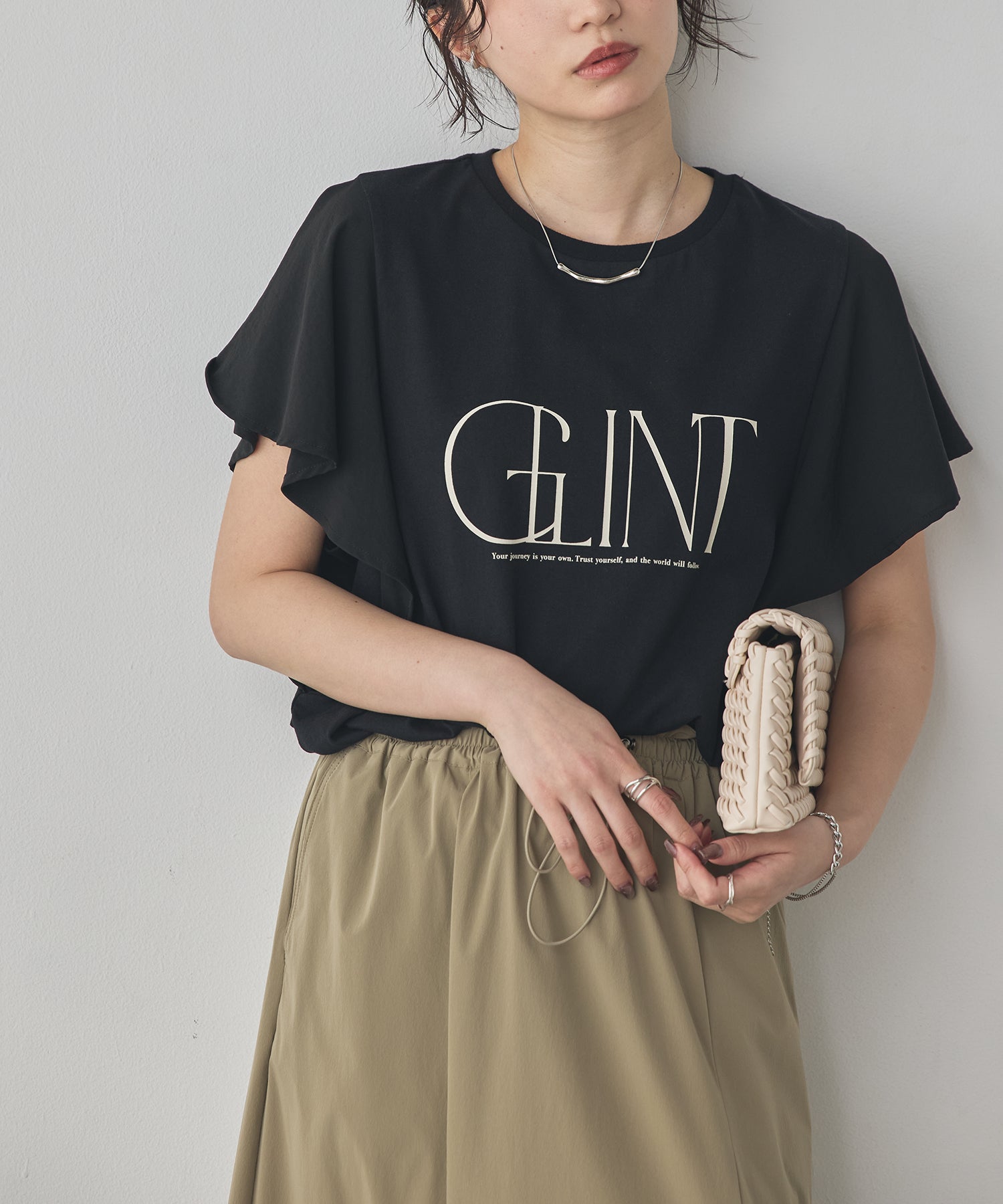 FRILLED-SLEEVE LOGO T-SHIRT