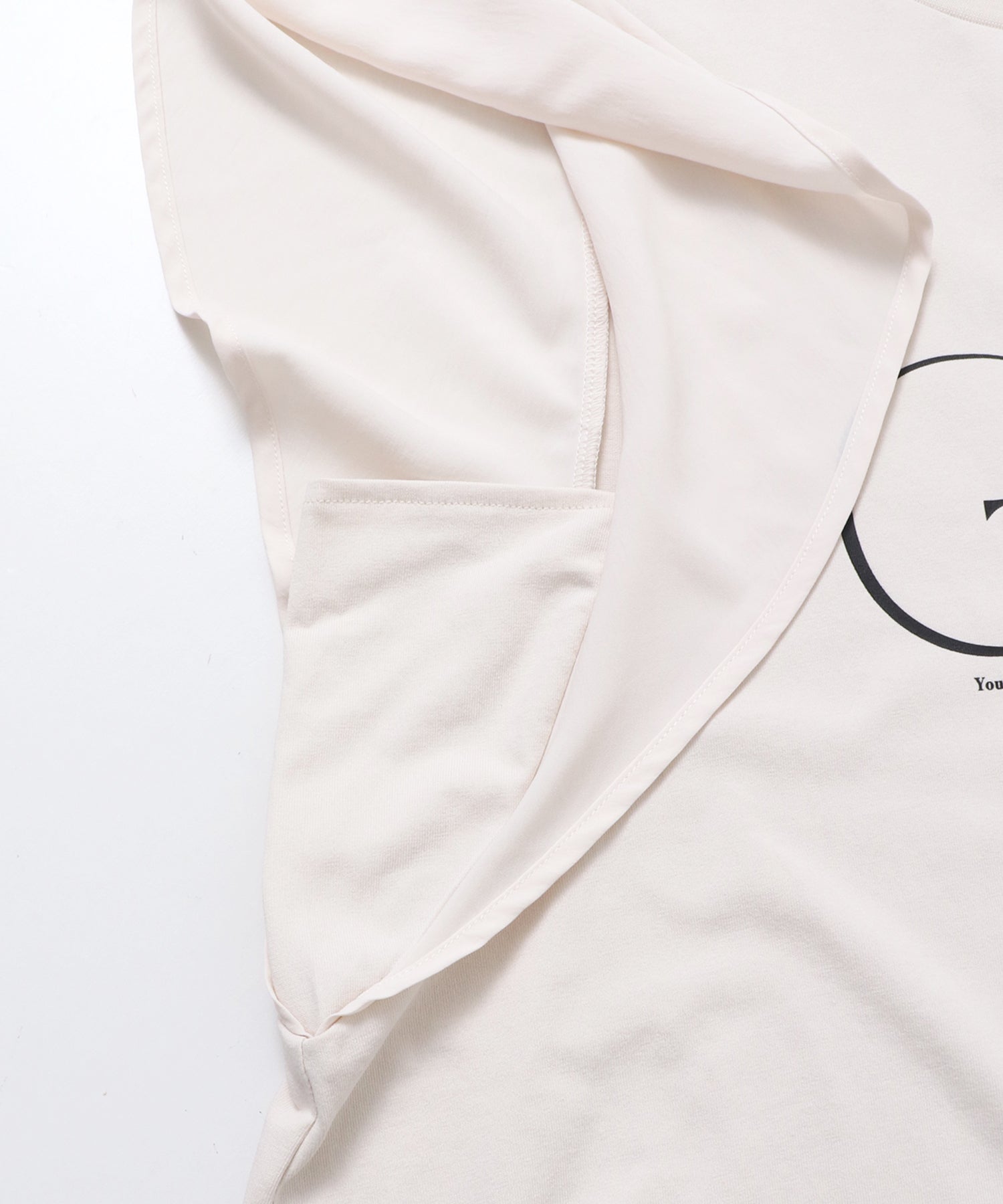 FRILLED-SLEEVE LOGO T-SHIRT