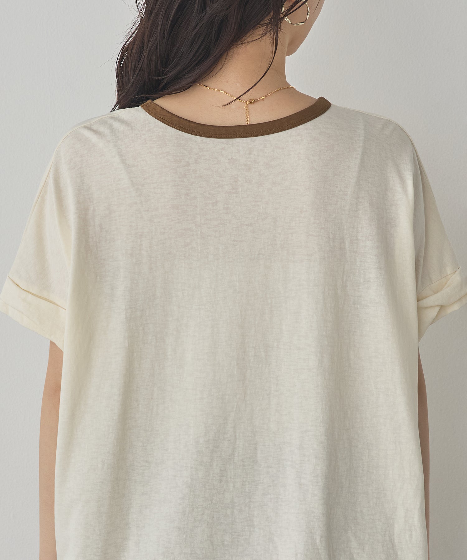 [PRE-ORDER]NECK COLOR-BLOCK LOGO T-SHIRT
