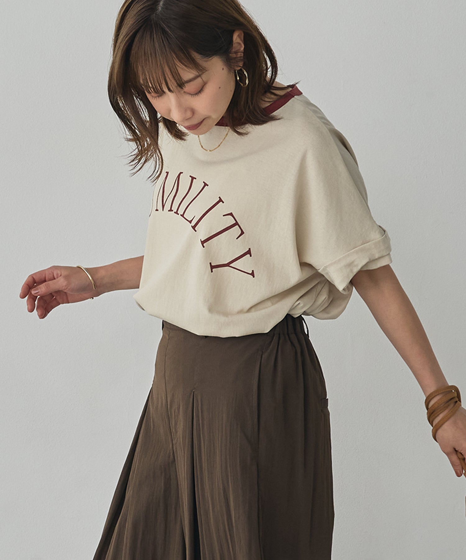 [PRE-ORDER]NECK COLOR-BLOCK LOGO T-SHIRT