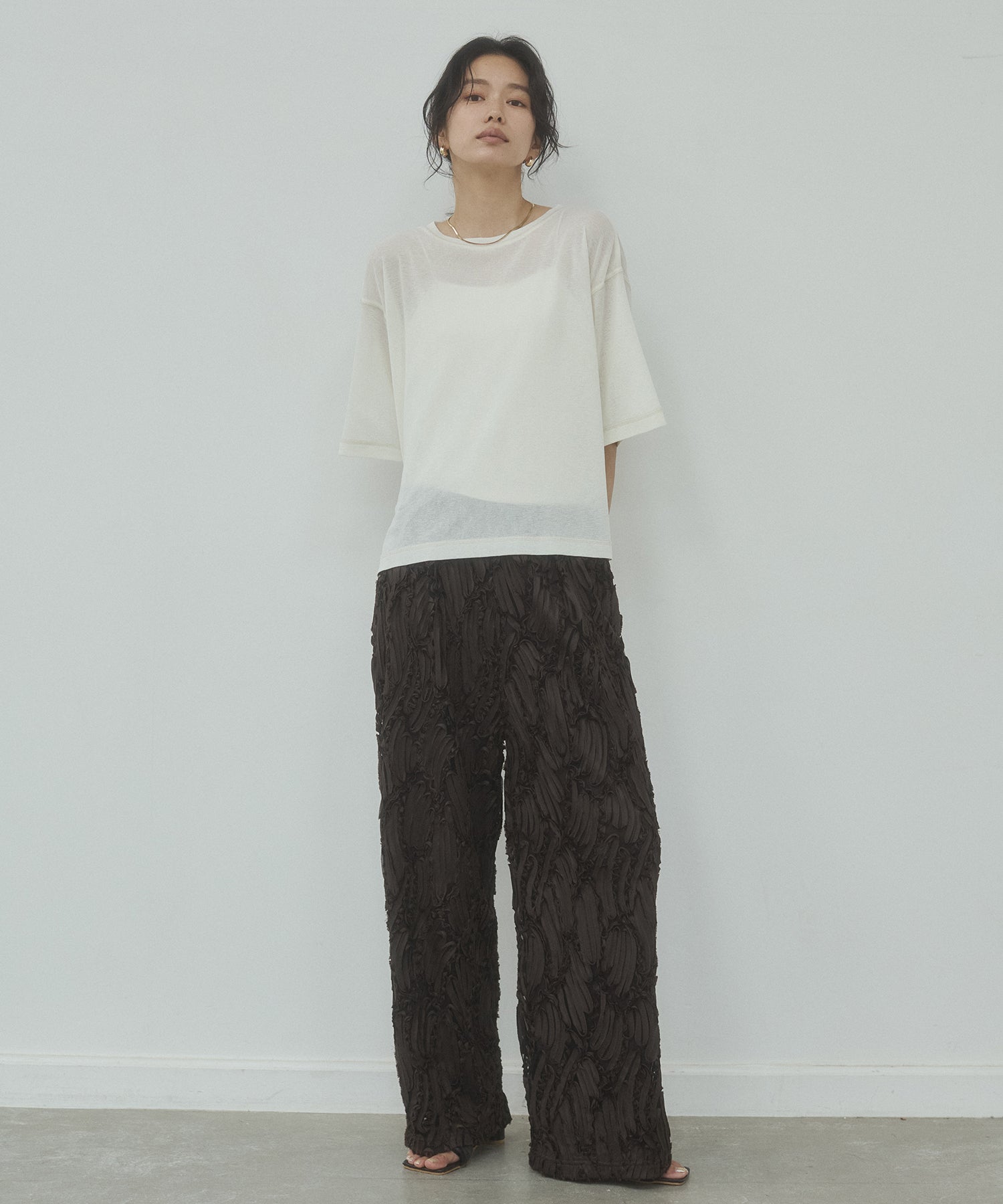 SHEER WAFFLE T-SHIRT WITH SUBTLE COLOR-BLOCKED STITCHING